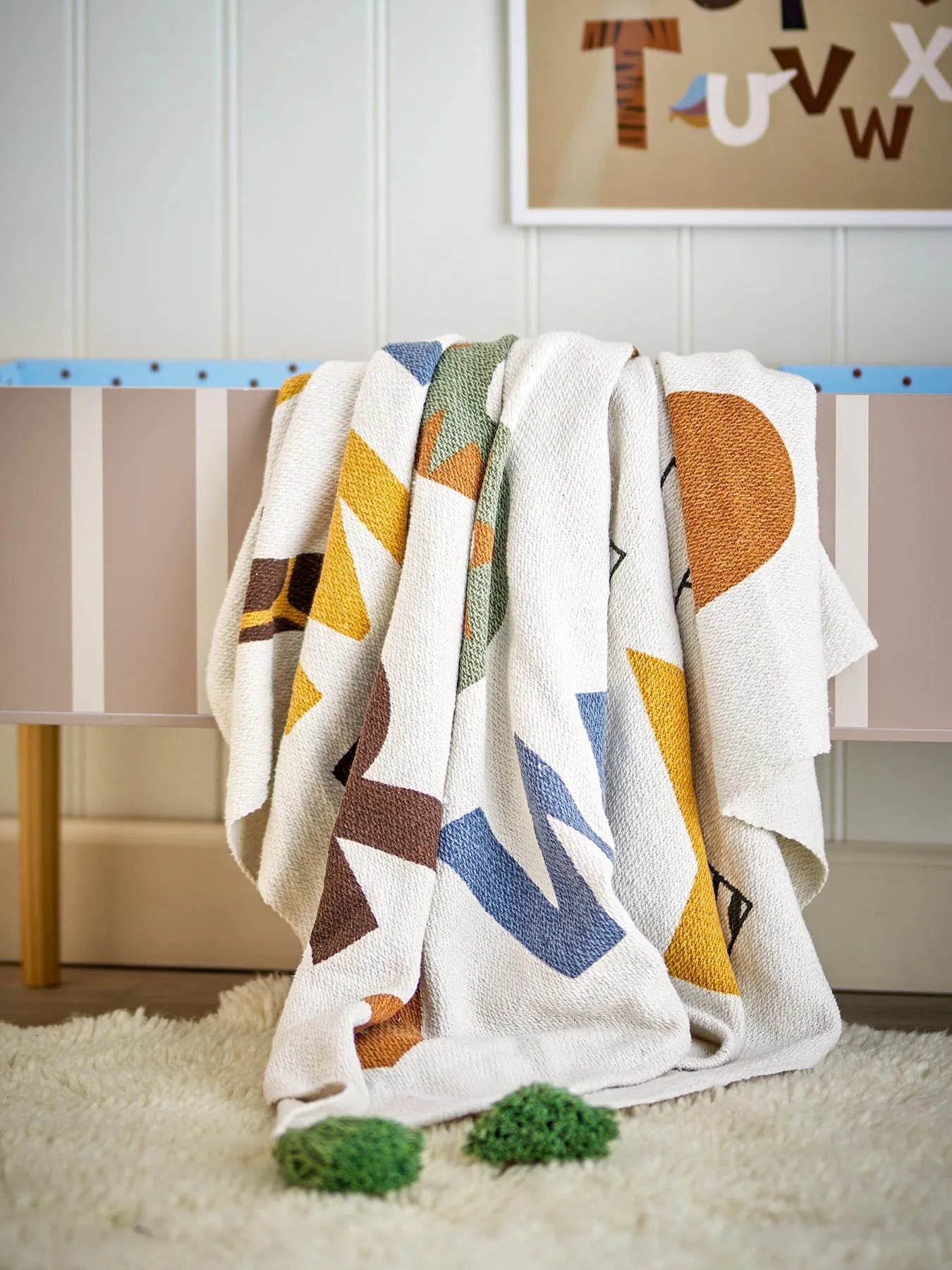 Memmo Decke, Natur, Recycelte Baumwolle in Natur präsentiert im Onlineshop von KAQTU Design AG. Bettüberwurf ist von Bloomingville Mini