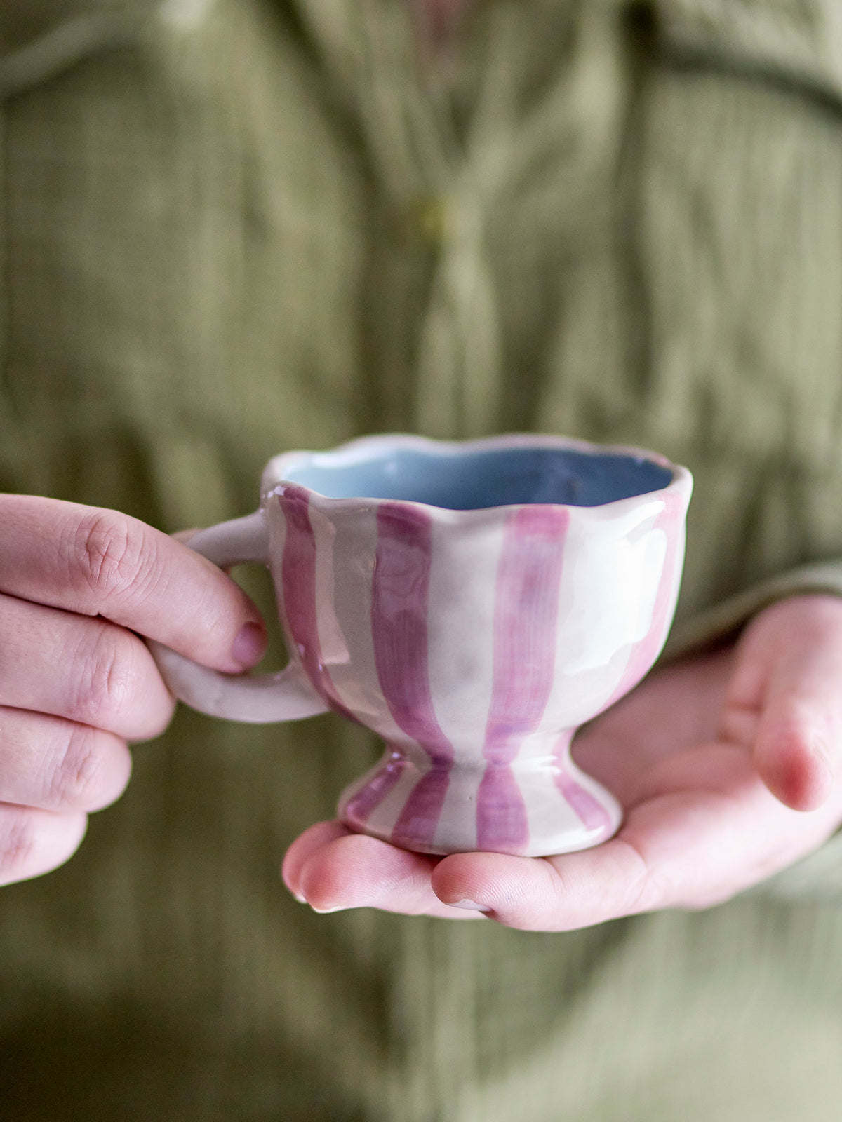 Willa Tasse, Rose, Steingut in Rose präsentiert im Onlineshop von KAQTU Design AG. Tasse ist von Bloomingville