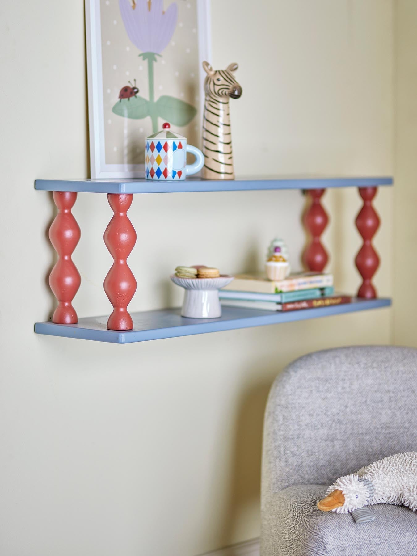 Bibiola Regal, Blau, MDF in Blau präsentiert im Onlineshop von KAQTU Design AG. Wandregal ist von Bloomingville Mini