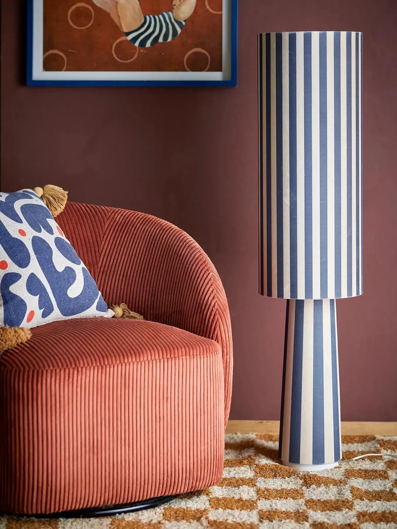 Emmie Stehlampe, Blau, Polyester in Blau präsentiert im Onlineshop von KAQTU Design AG. Stehleuchte ist von Bloomingville