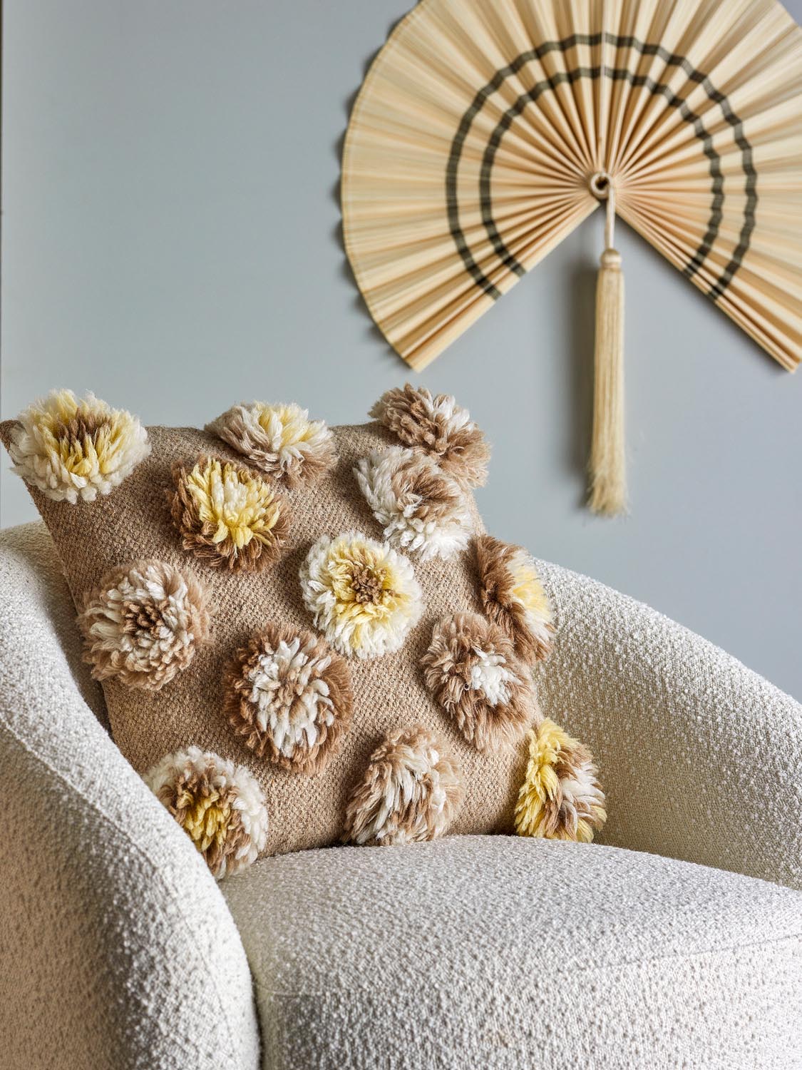 Somma Kissen, Gelb, Wolle in Yellow präsentiert im Onlineshop von KAQTU Design AG. Deko Kissenbezug ist von Bloomingville