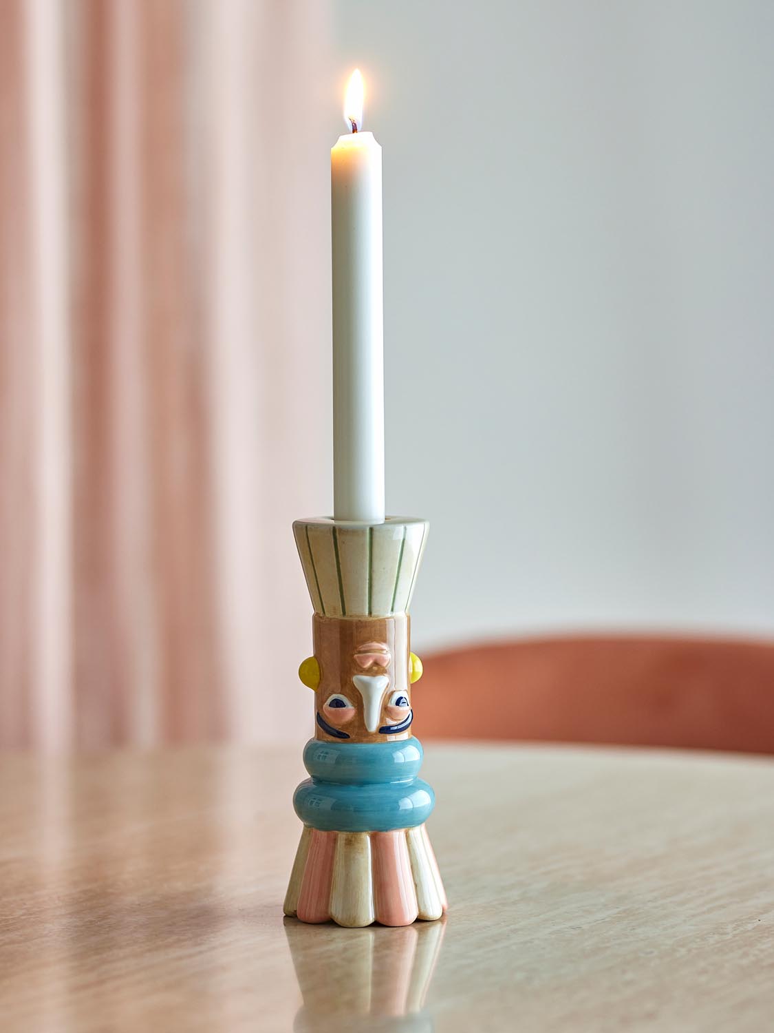 Minio Vase, Bunt, Keramik in Multi präsentiert im Onlineshop von KAQTU Design AG. Vase ist von Bloomingville