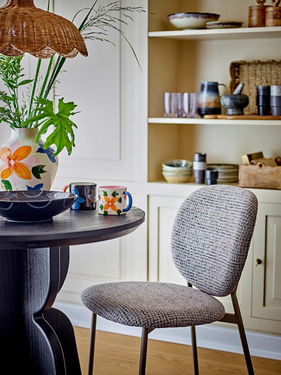 Maricala Schale, Bunt, Steingut in Multi präsentiert im Onlineshop von KAQTU Design AG. Schale ist von Bloomingville
