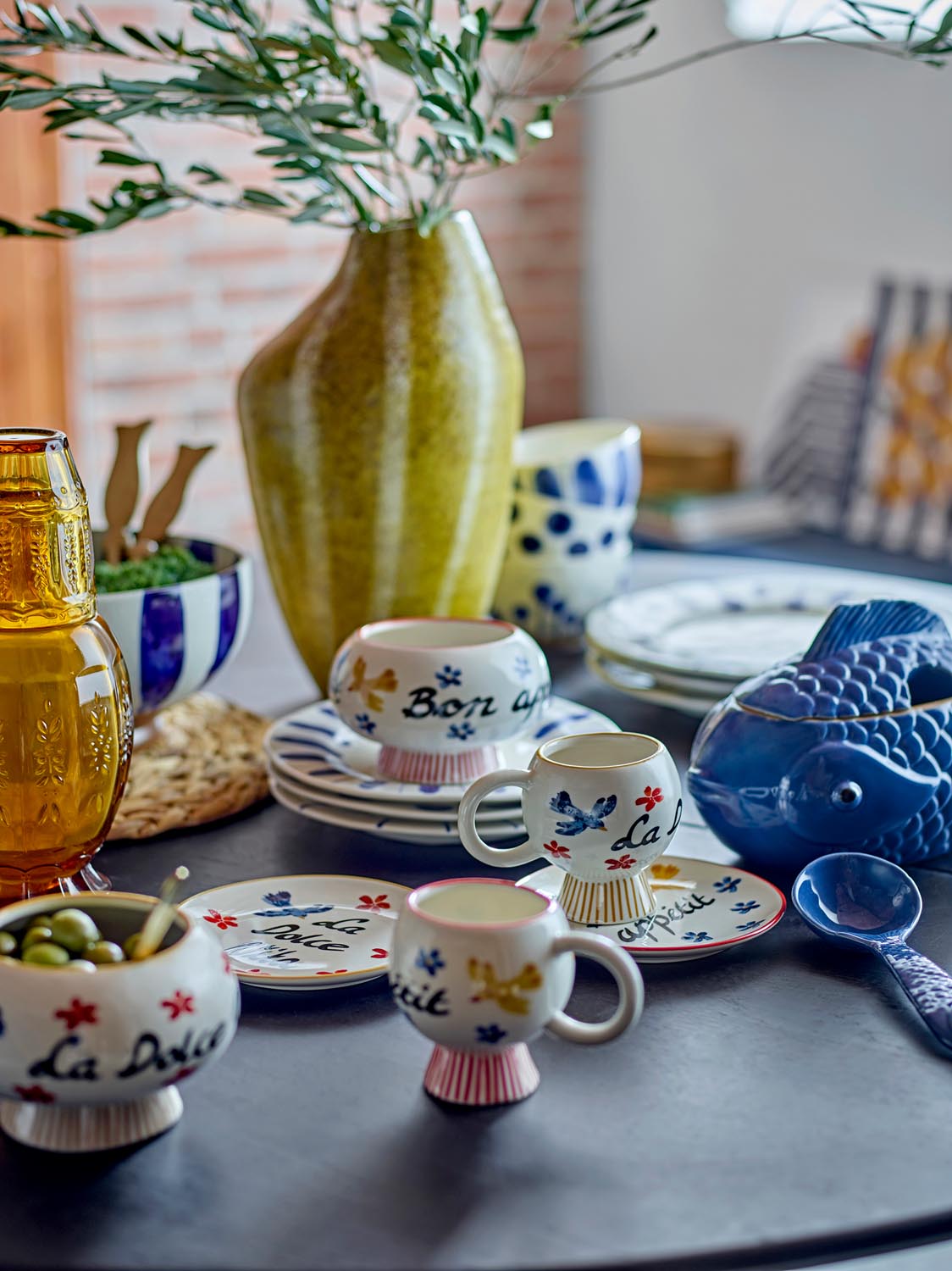 Lindsay Schale, Bunt, Steingut in Multi präsentiert im Onlineshop von KAQTU Design AG. Schale ist von Creative Collection