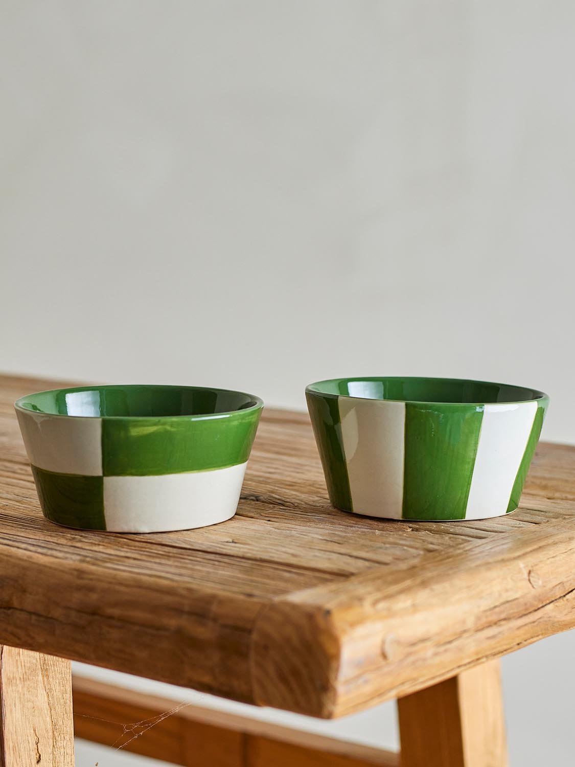 Floki Schale, Grün, Steingut in Green präsentiert im Onlineshop von KAQTU Design AG. Schale ist von Bloomingville