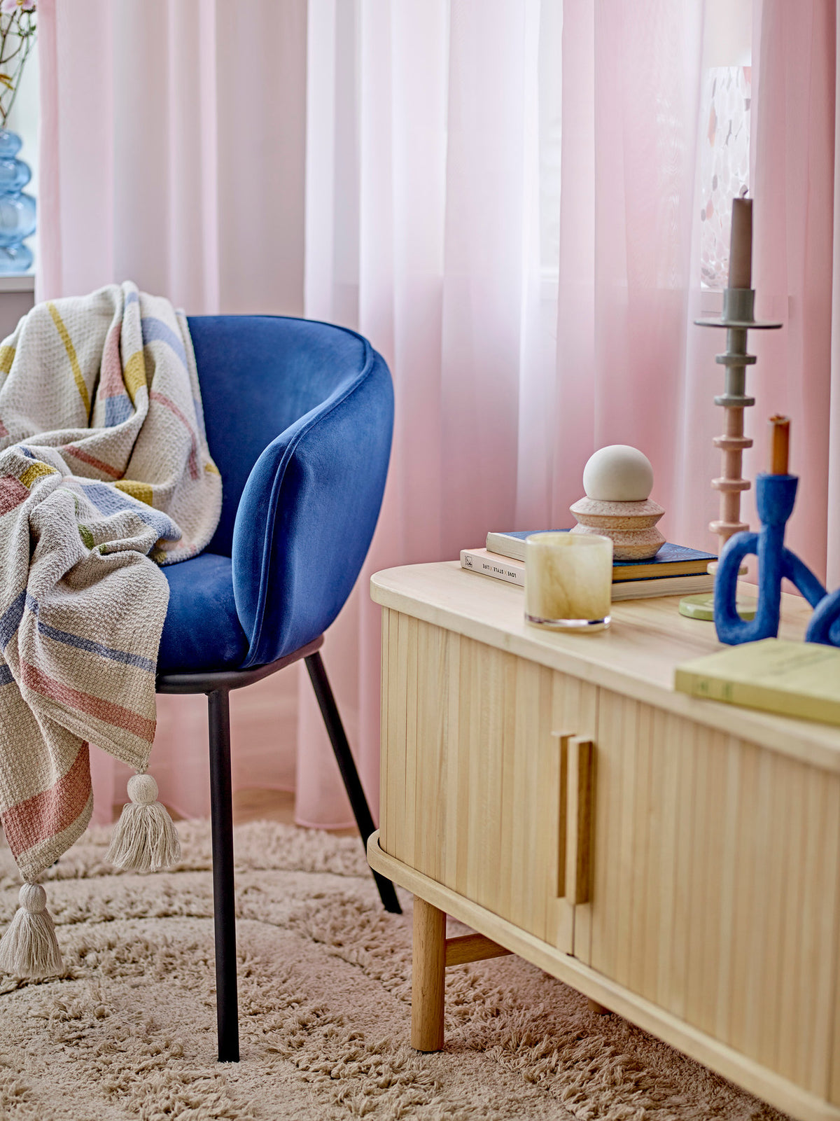 Cortone Esszimmerstuhl, Blue, Recyceltes Polyester in Blau präsentiert im Onlineshop von KAQTU Design AG. Stuhl ist von Bloomingville