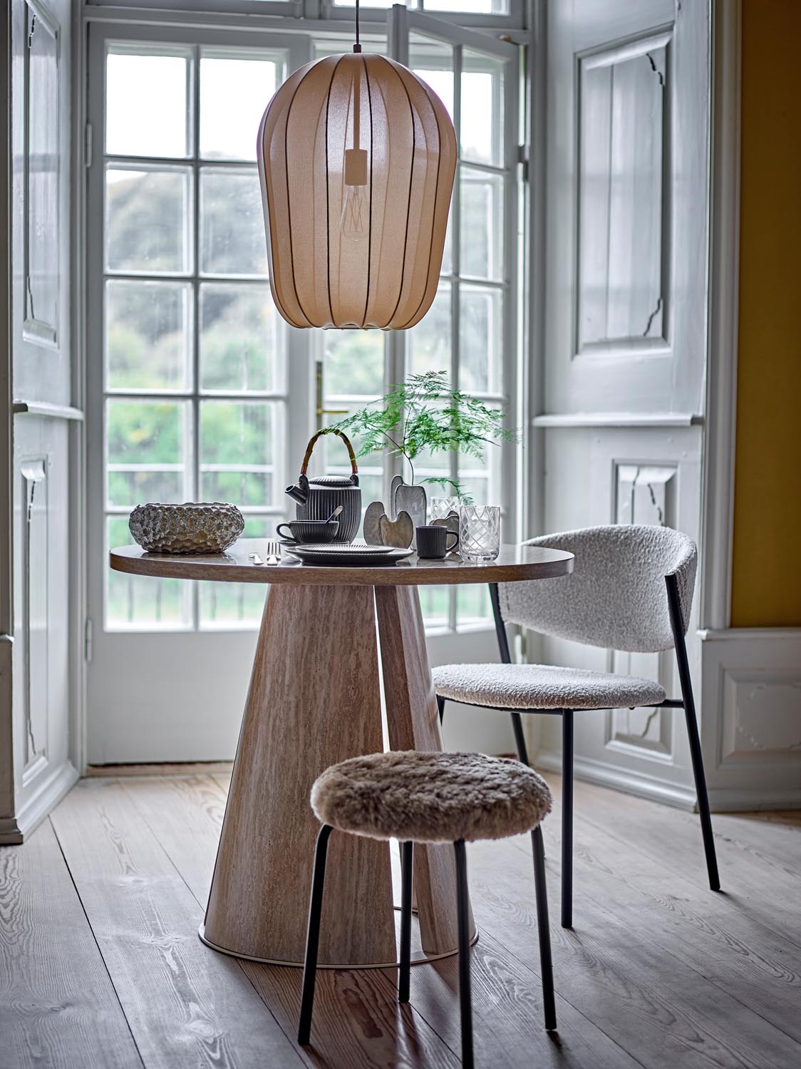 Ames Esstisch, Natur, FSC®100%, MDF in Nature präsentiert im Onlineshop von KAQTU Design AG. Esstisch ist von Bloomingville