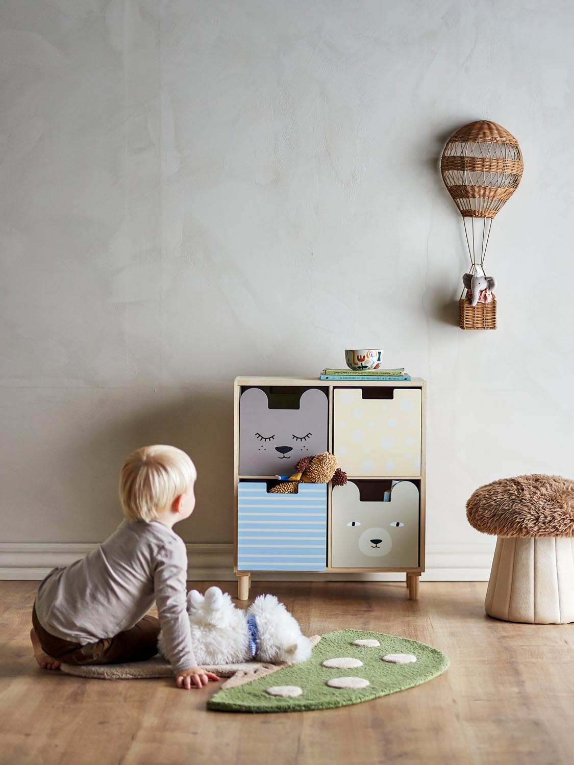 Huggi Wandkorb, Natur, Rattan in Nature präsentiert im Onlineshop von KAQTU Design AG. Aufbewahrungskorb ist von Bloomingville Mini