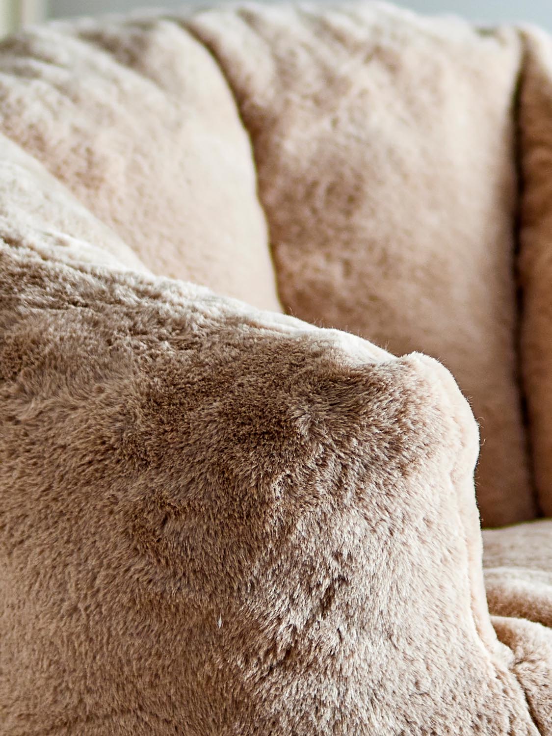 Kari Loungesessel, Braun, Polyester in Brown präsentiert im Onlineshop von KAQTU Design AG. Sessel ist von Bloomingville Mini