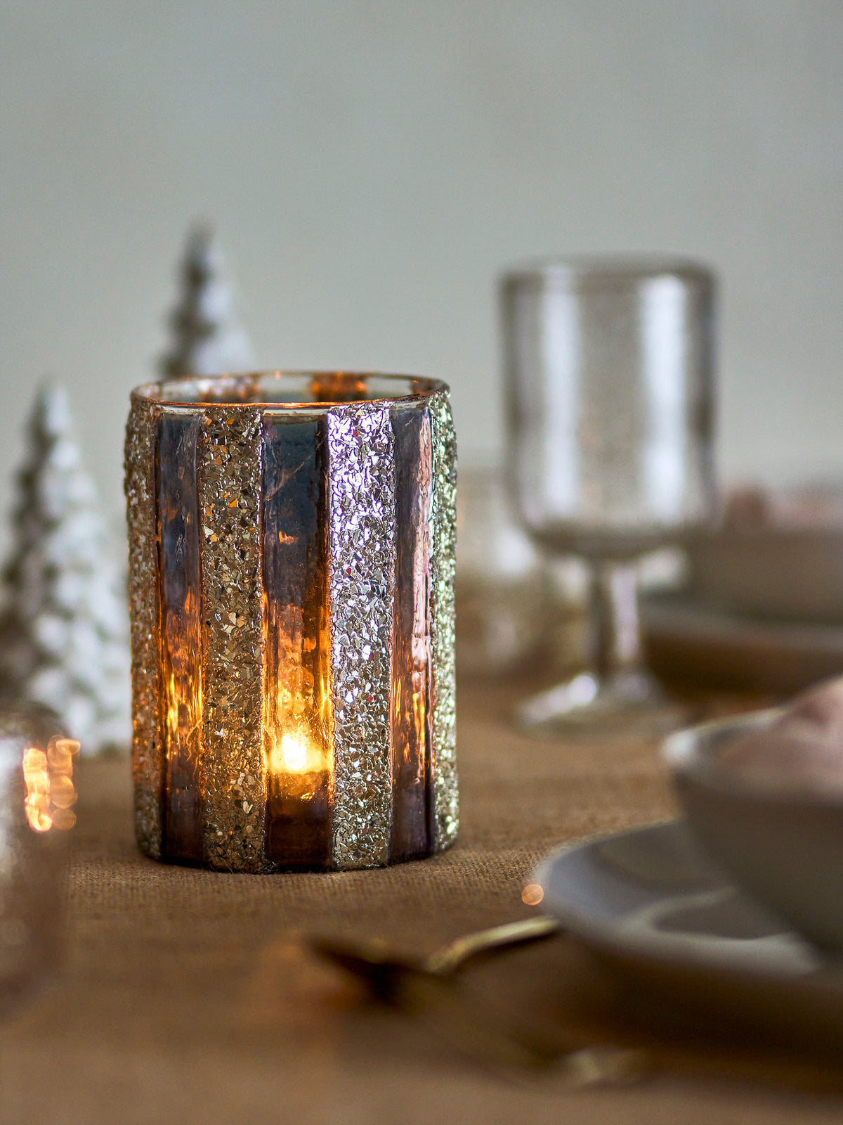 Cicilia Teelichthalter, Gold, Glas in Gold präsentiert im Onlineshop von KAQTU Design AG. Teelichthalter ist von Bloomingville