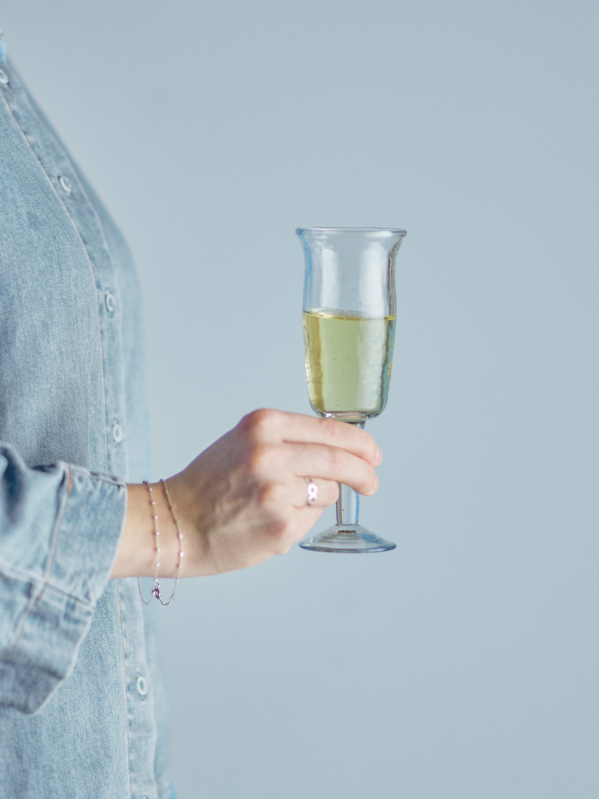 Asha Weinglas, Klar, Recyceltes Glas in Klar präsentiert im Onlineshop von KAQTU Design AG. Universal Weingläser ist von Bloomingville