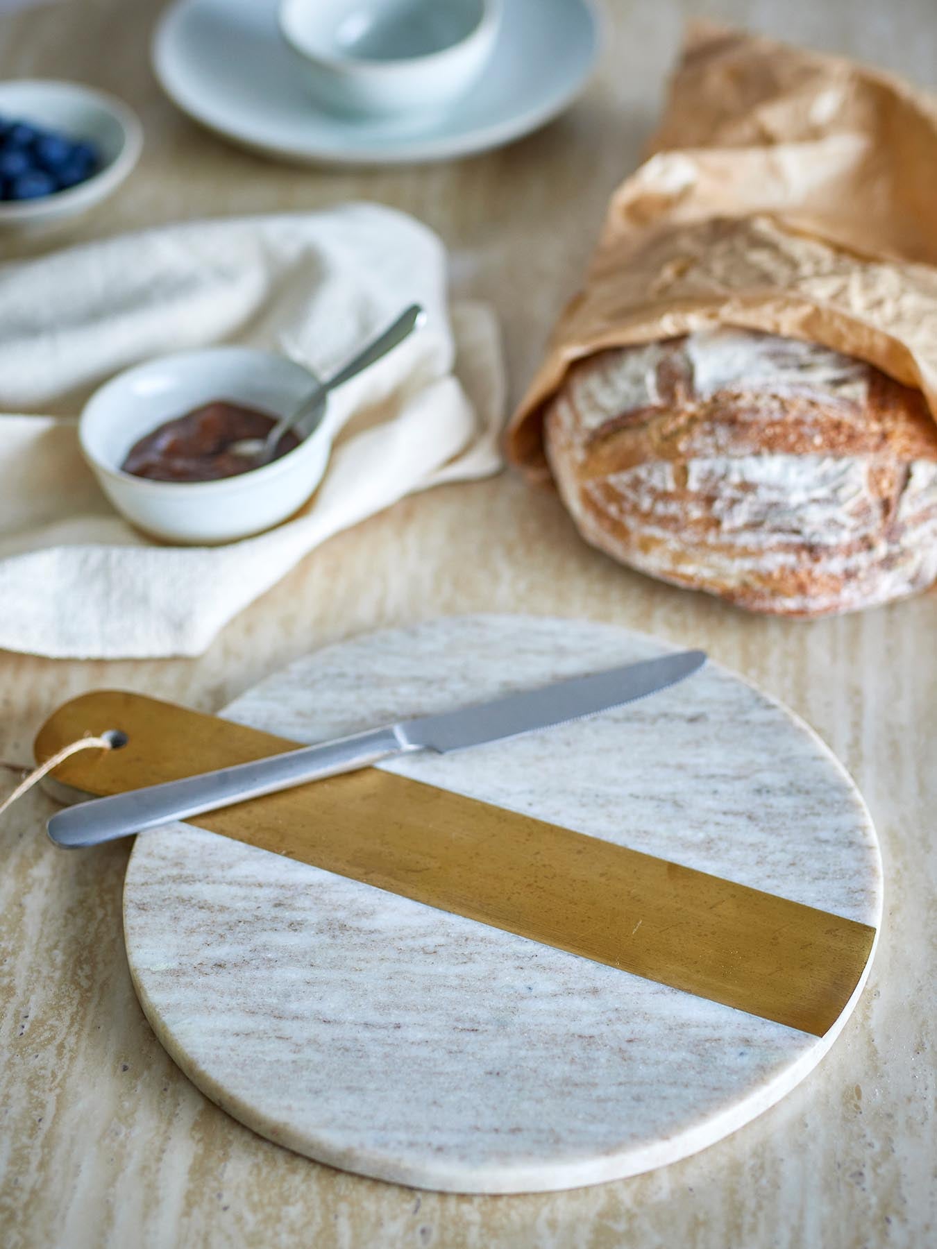 Villette Schneidebrett, Natur, Marmor in Natur präsentiert im Onlineshop von KAQTU Design AG. Schneidbrett ist von Bloomingville