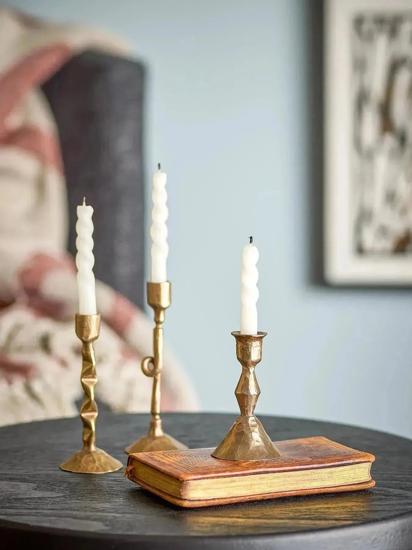 Efsa Kerzenhalter, Brass, Metall in Messing präsentiert im Onlineshop von KAQTU Design AG. Kerzenständer ist von Bloomingville