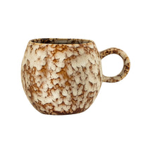 Paula Tasse, <tc>Braun</tc>, stoneware