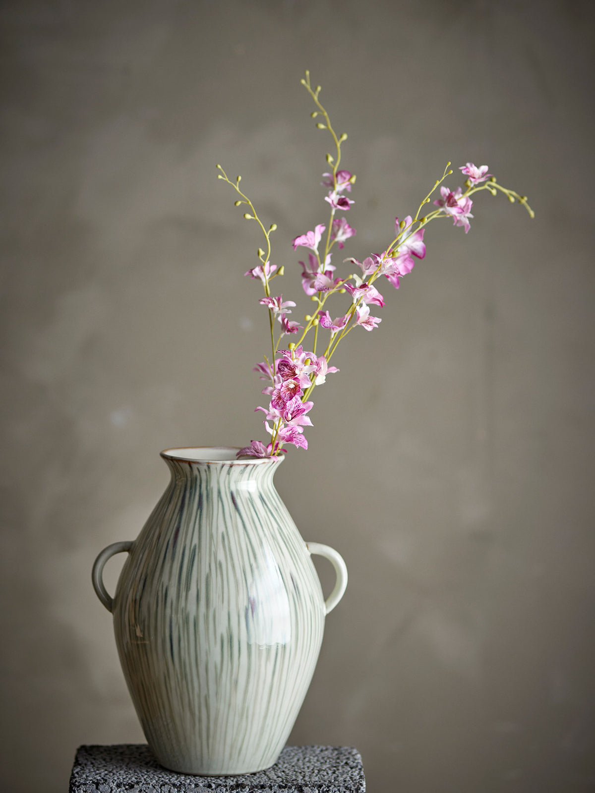 Orchid Stiel, Rose, Künstliche Blumen in Rose präsentiert im Onlineshop von KAQTU Design AG. Kunstblume ist von Bloomingville