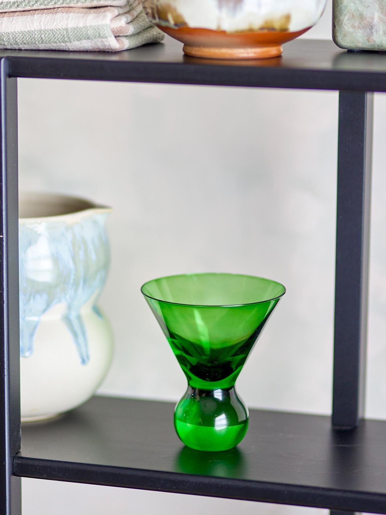 Corliss Cocktailglas, Grün, Glas in Grün präsentiert im Onlineshop von KAQTU Design AG. Glas ist von Bloomingville