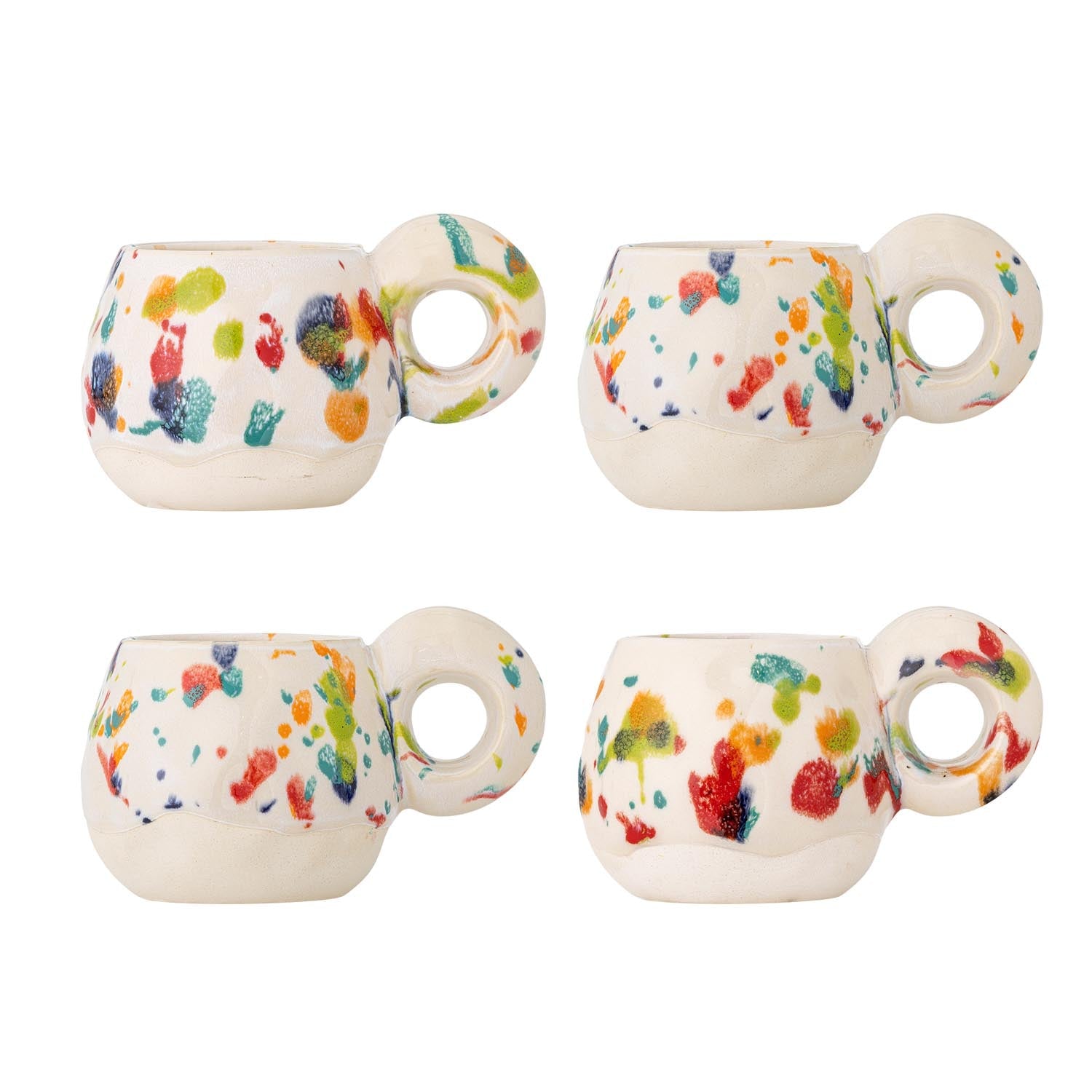 Freckles Tasse, Rot, Steingut in Rot präsentiert im Onlineshop von KAQTU Design AG. Tasse ist von Bloomingville