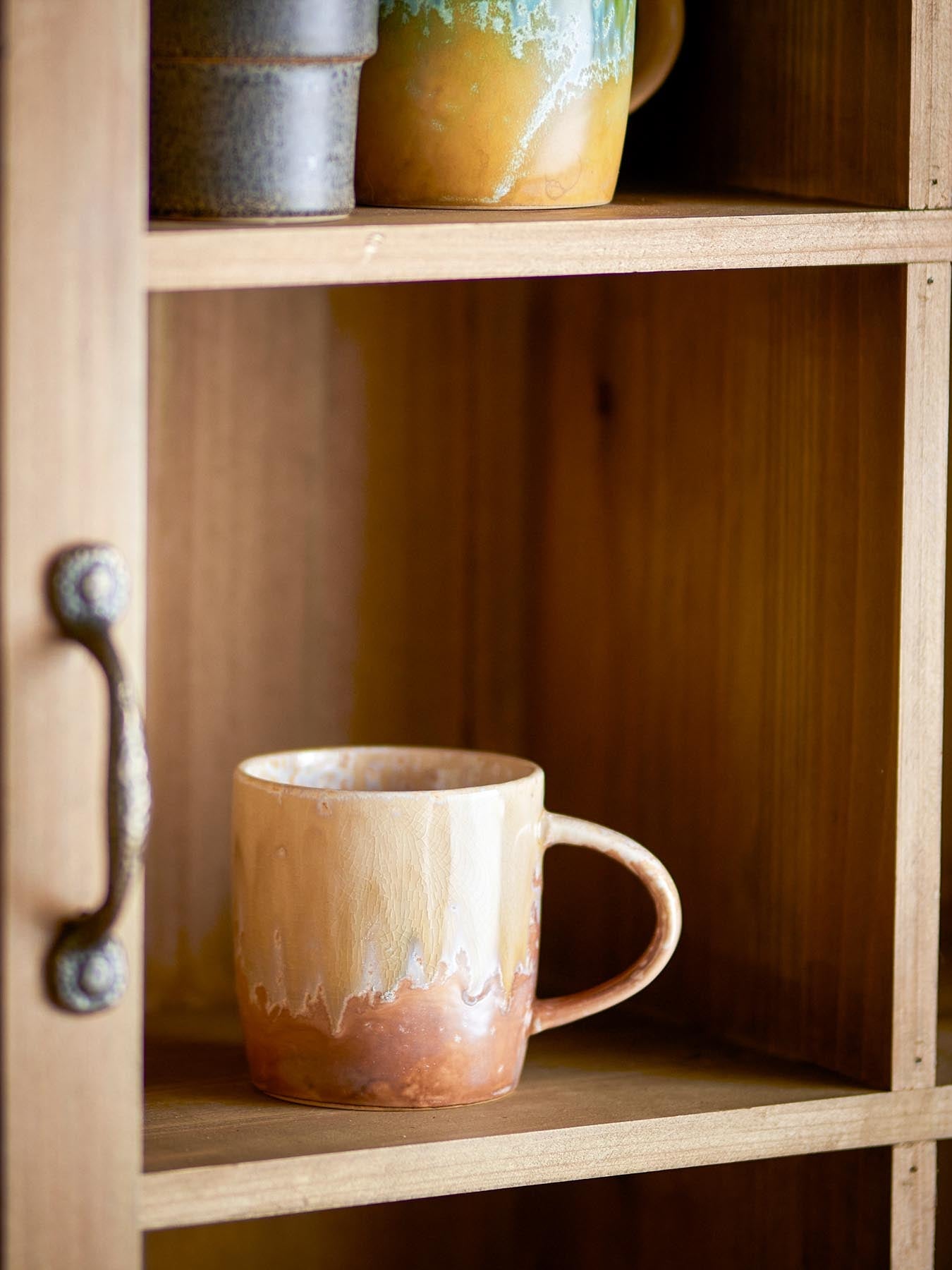 Milani Becher, Natur, Steingut in Natur präsentiert im Onlineshop von KAQTU Design AG. Tasse ist von Bloomingville