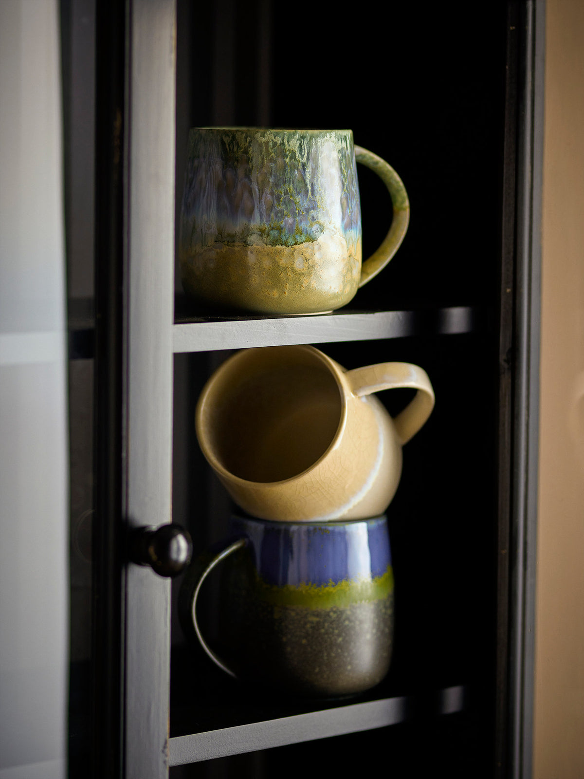 Cloe Becher, Blau, Steingut in Blau präsentiert im Onlineshop von KAQTU Design AG. Tasse ist von Creative Collection