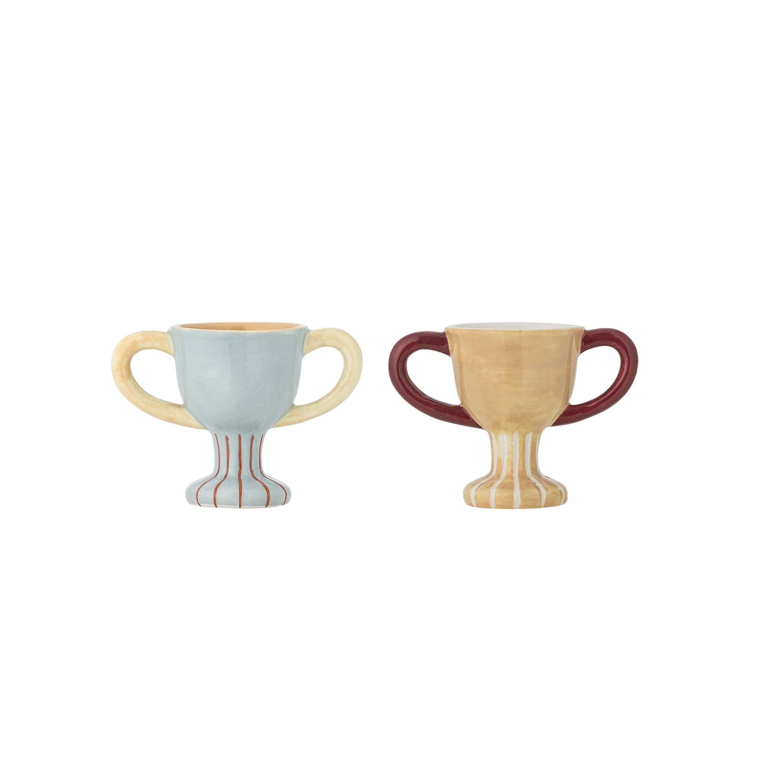 Trophy Eierbecher, Blau, Steingut in Blau präsentiert im Onlineshop von KAQTU Design AG. Kochbesteck ist von Bloomingville Mini