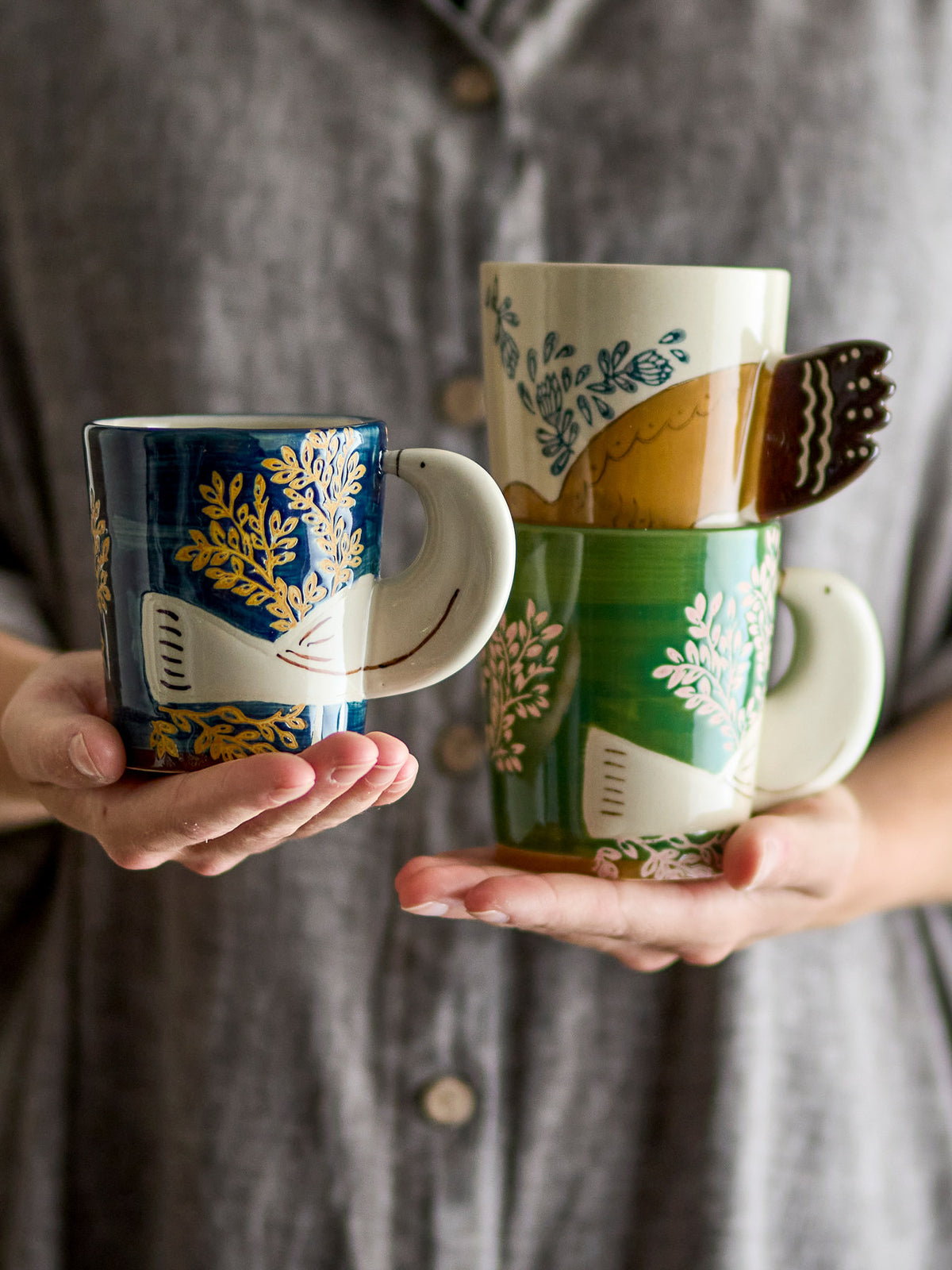 Hezha Tasse, Grün, Steingut in Green präsentiert im Onlineshop von KAQTU Design AG. Tasse ist von Bloomingville