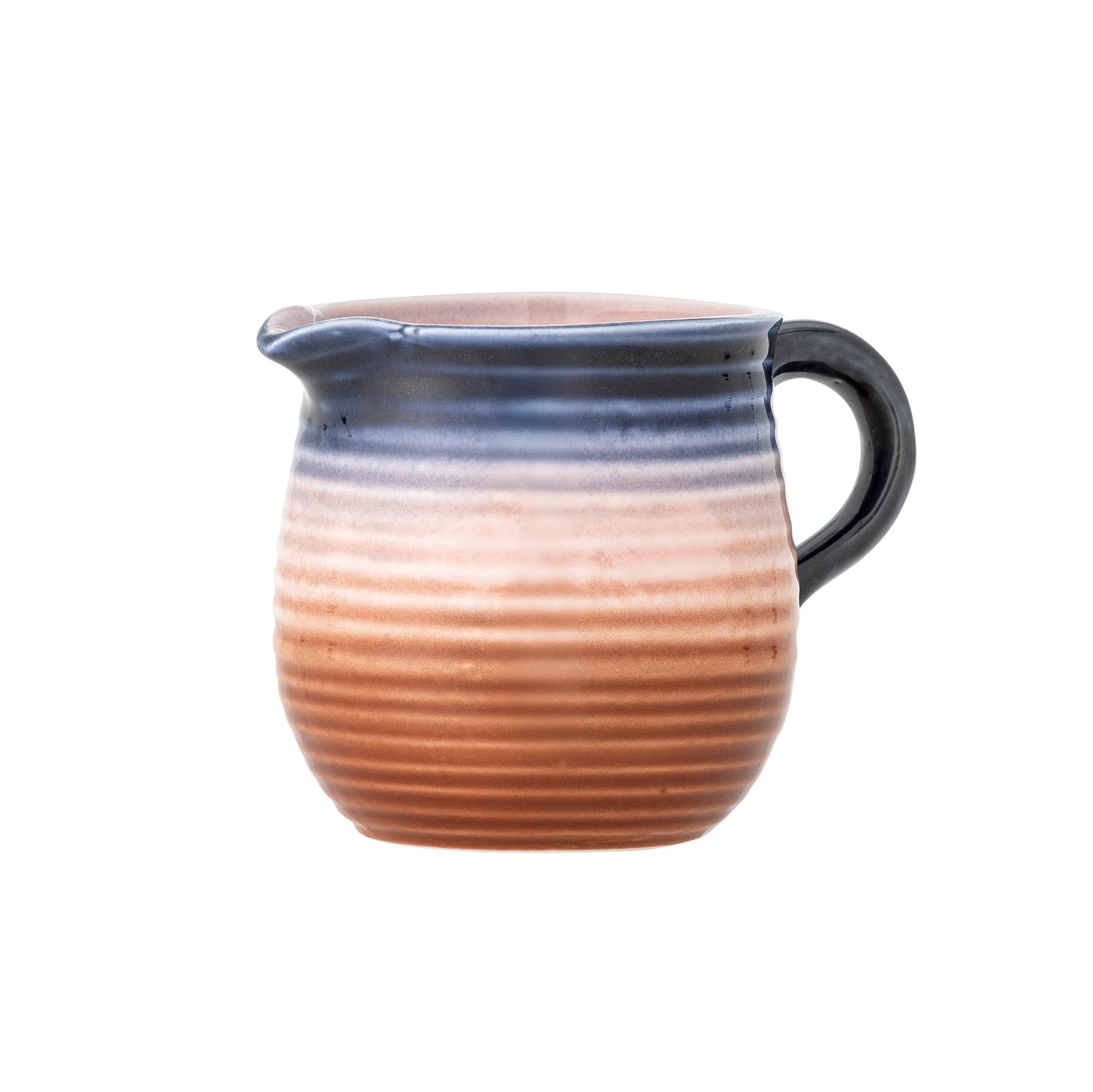 Tatum Milchkännchen, Bunt, Steingut in Multi präsentiert im Onlineshop von KAQTU Design AG. Kanne ist von Bloomingville