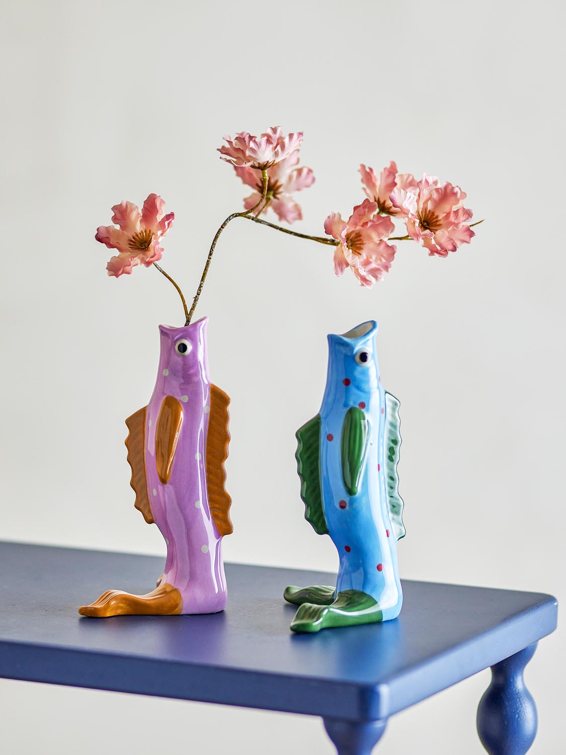 Mako Vase, Bunt, Steingut in Multi präsentiert im Onlineshop von KAQTU Design AG. Vase ist von Bloomingville