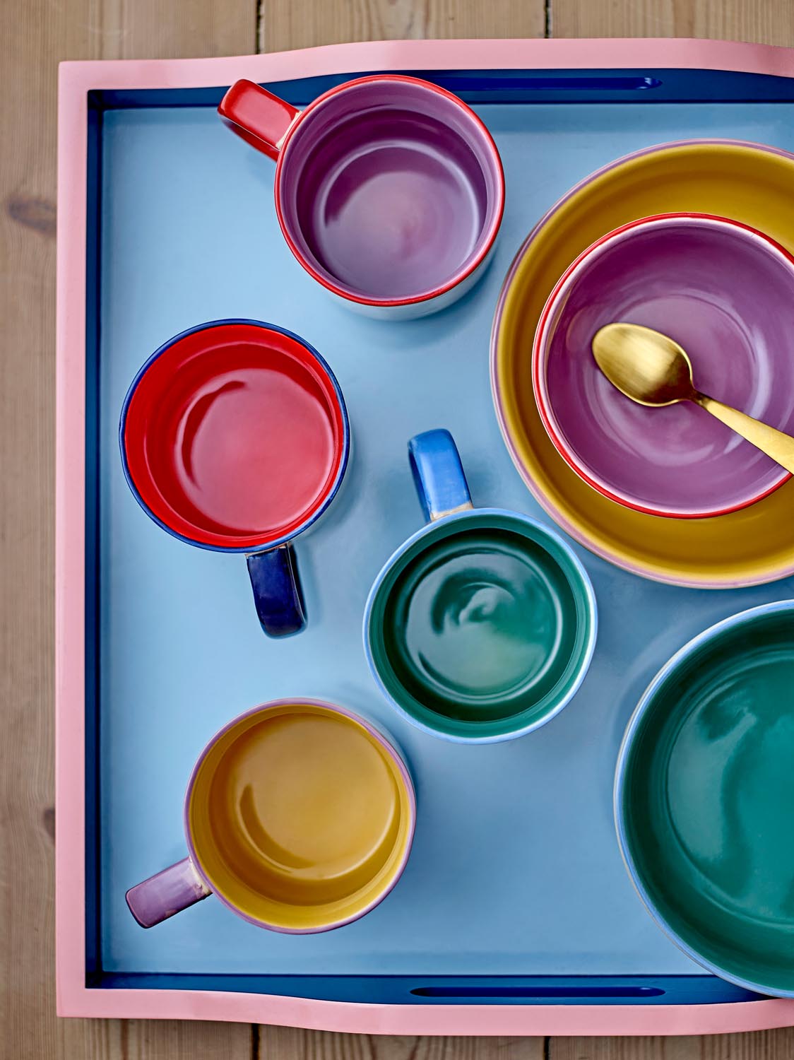 Joris Becher, Bunt, Steingut in Multi präsentiert im Onlineshop von KAQTU Design AG. Tasse ist von Bloomingville