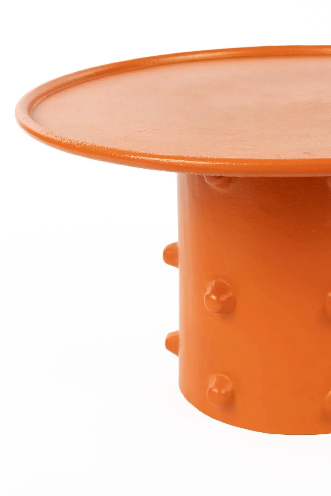 Pinch Me Beistelltisch in Orange präsentiert im Onlineshop von KAQTU Design AG. Beistelltisch ist von Bold Monkey