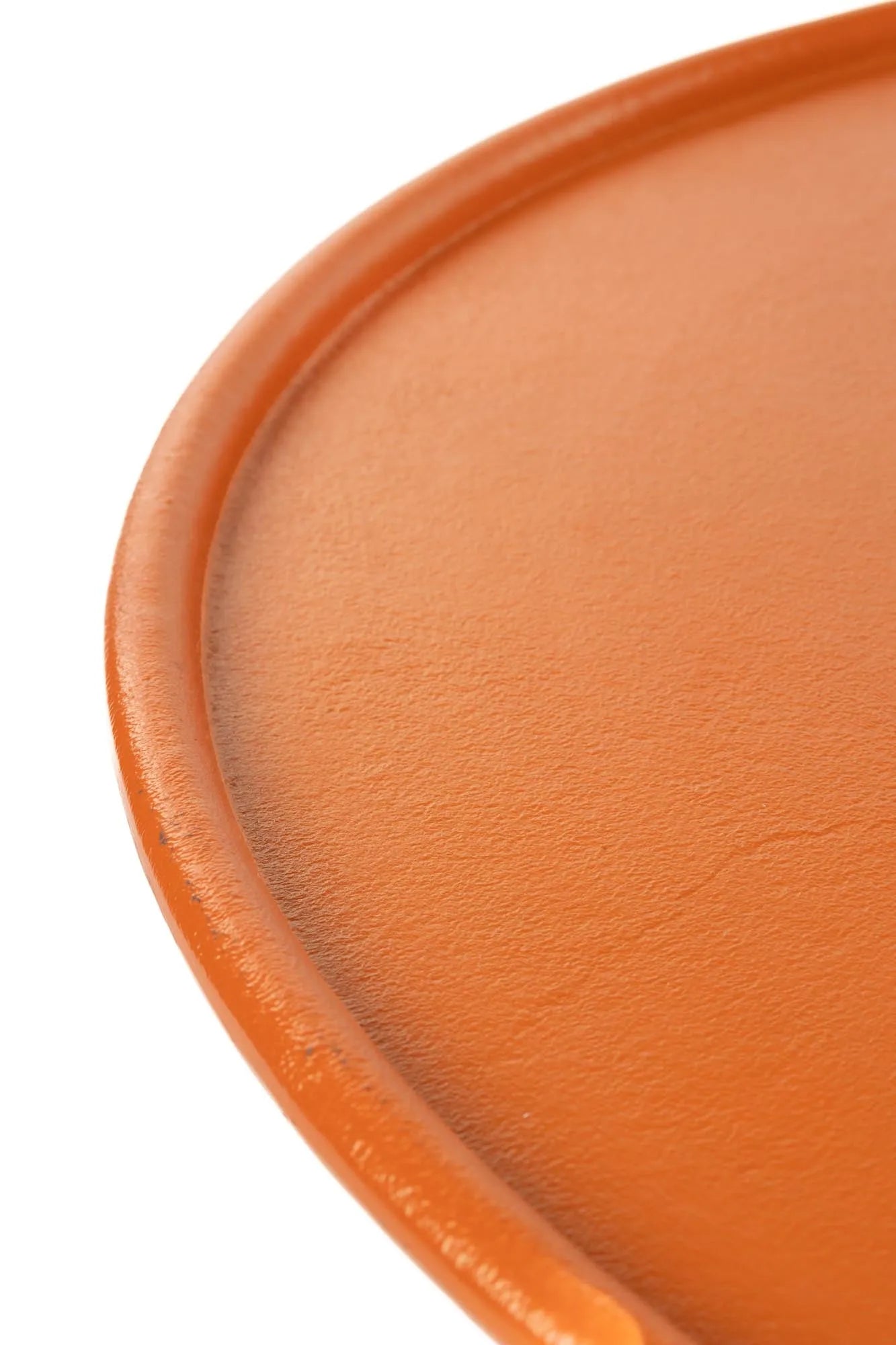 Pinch Me Beistelltisch in Orange präsentiert im Onlineshop von KAQTU Design AG. Beistelltisch ist von Bold Monkey