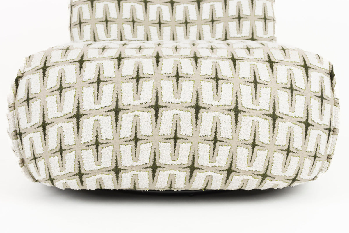 Lounge Stuhl Ritz Beige Green in beige präsentiert im Onlineshop von KAQTU Design AG. Sessel ist von Bold Monkey