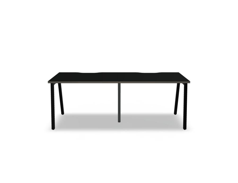 Ogi M BOM19E2 - Schreibtisch in Honigeiche präsentiert im Onlineshop von KAQTU Design AG. Schreibtisch ist von Mdd
