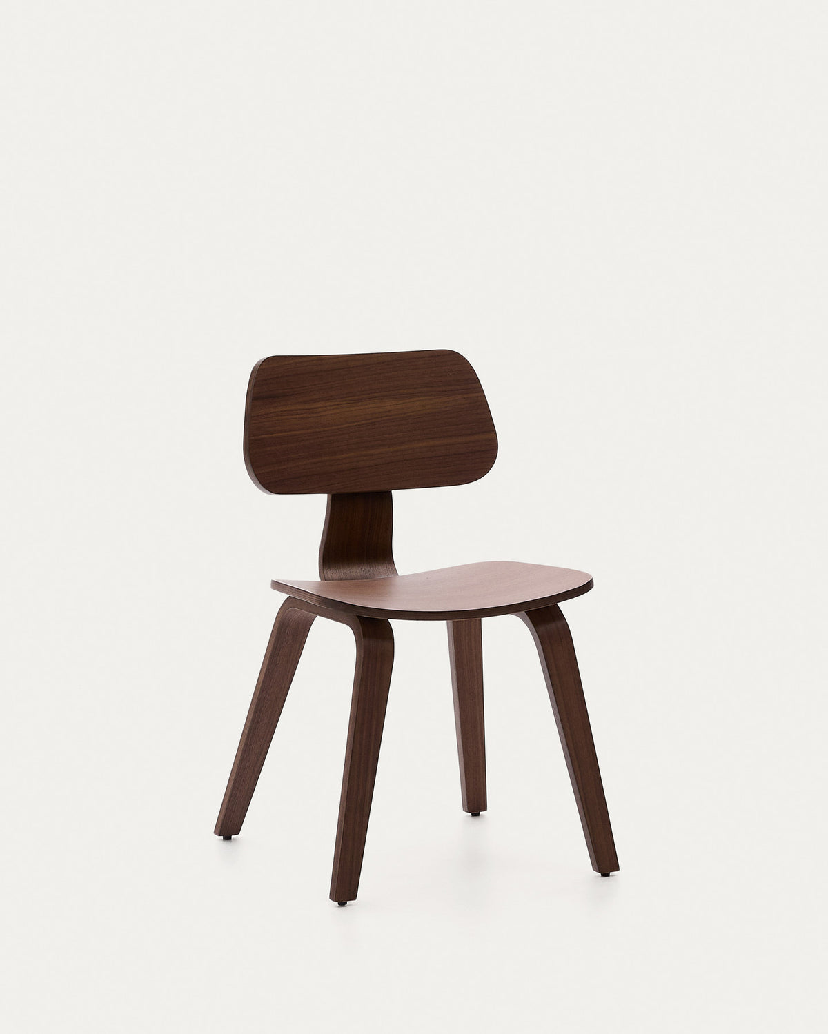 Gena-Stuhl aus Nussbaumfurnier in Dunkelbraun präsentiert im Onlineshop von KAQTU Design AG. Stuhl ist von Kave Home