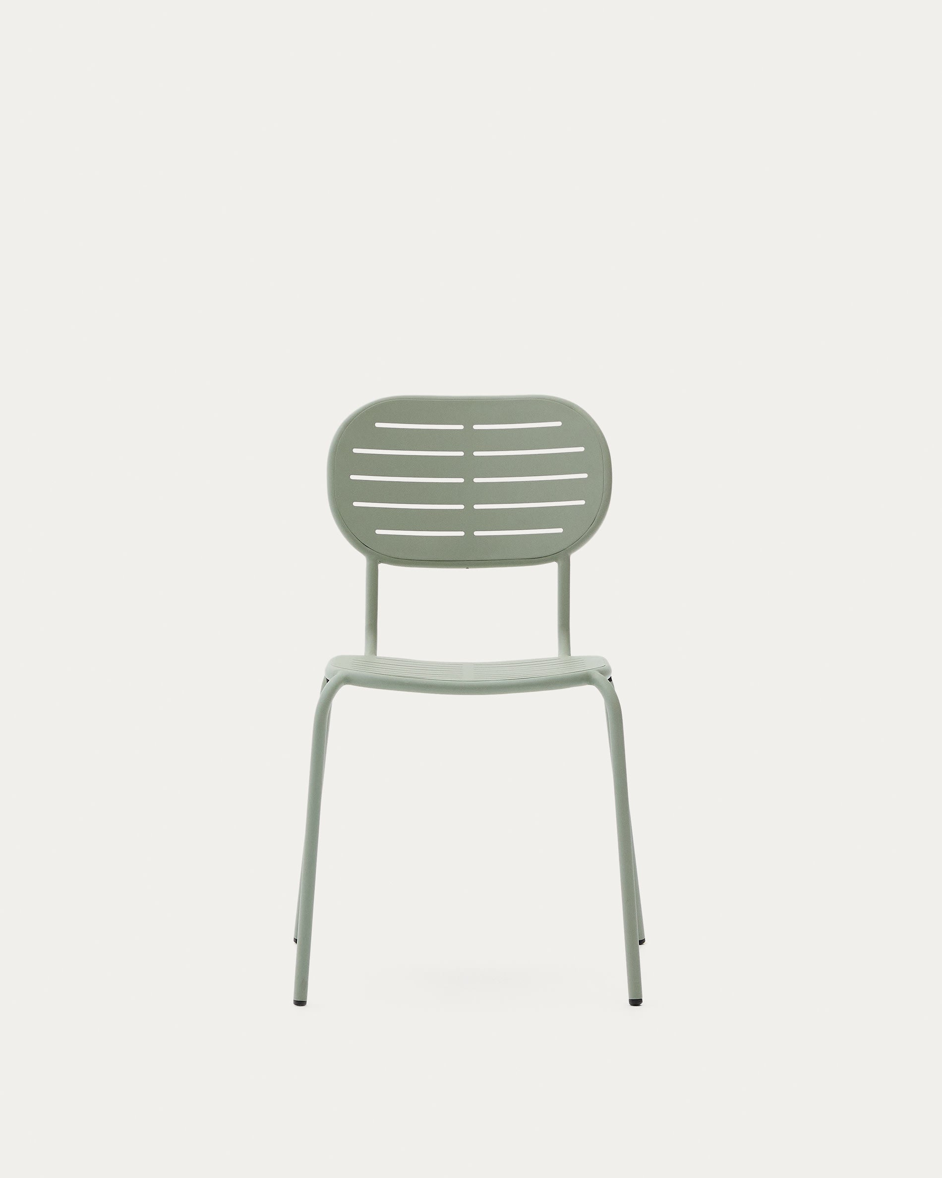 Moderner Outdoor-Stuhl Brai aus verzinktem Stahl in Türkis, stapelbar, robust und perfekt für Garten oder Terrasse von Kave Home.