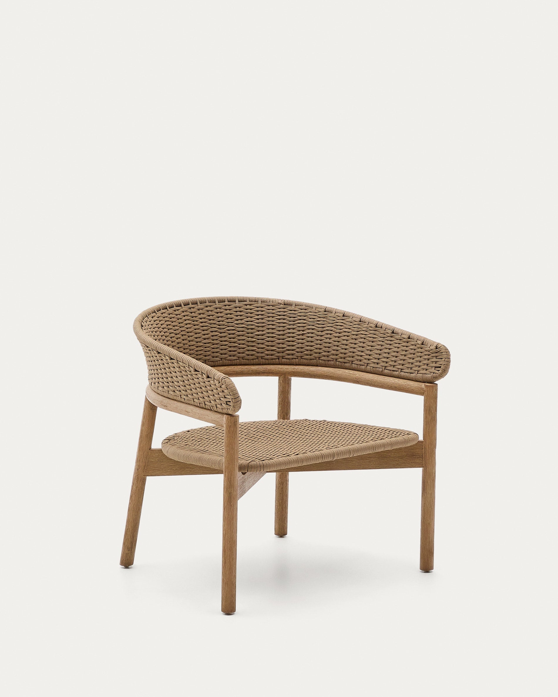 Sessel Arinella aus massivem Akazienholz mit Finish in natürlichem Farbton und beigem Seil