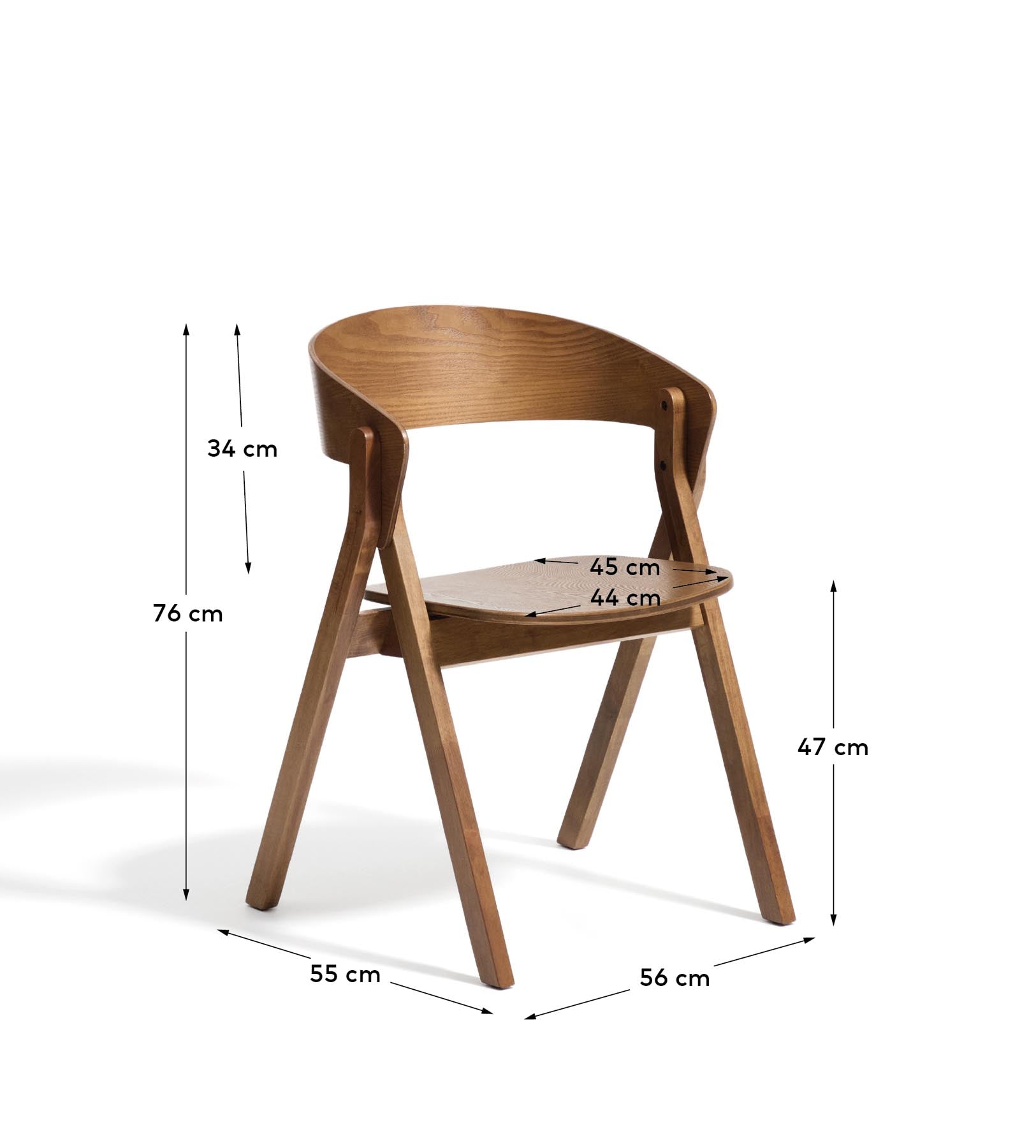 Stuhl Godia aus Eichenfurnier mit Nussbaumfinish in Braun präsentiert im Onlineshop von KAQTU Design AG. Stuhl mit Armlehne ist von Kave Home