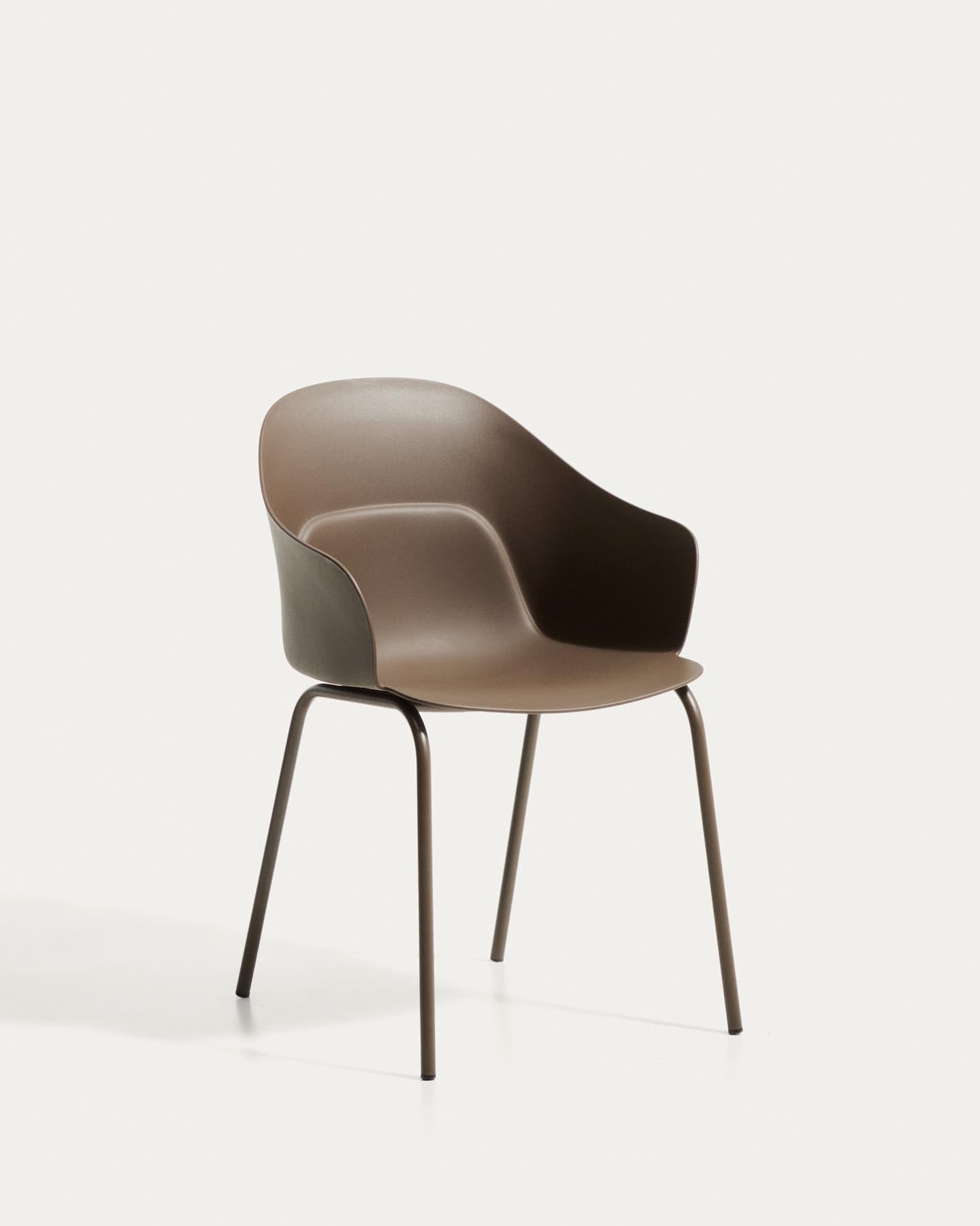 Stuhl Sanile mit Stahlbeinen mit braunem Finish in Braun präsentiert im Onlineshop von KAQTU Design AG. Stuhl ist von Kave Home