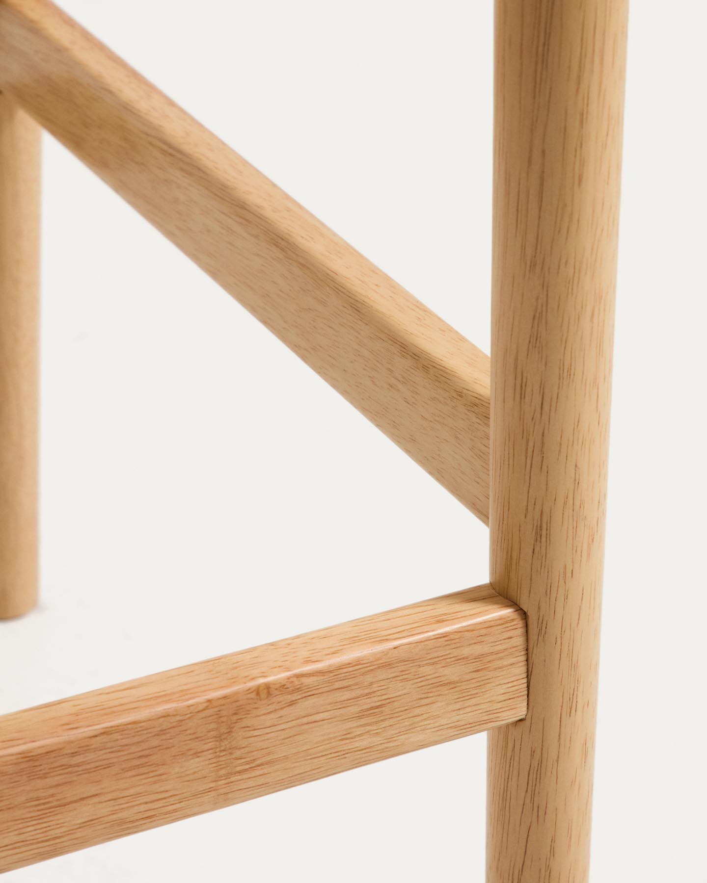 Hocker Evera aus Eichenfurnier mit naturfarbenem Finish, 65 cm  in Beige präsentiert im Onlineshop von KAQTU Design AG. Barhocker ist von Kave Home