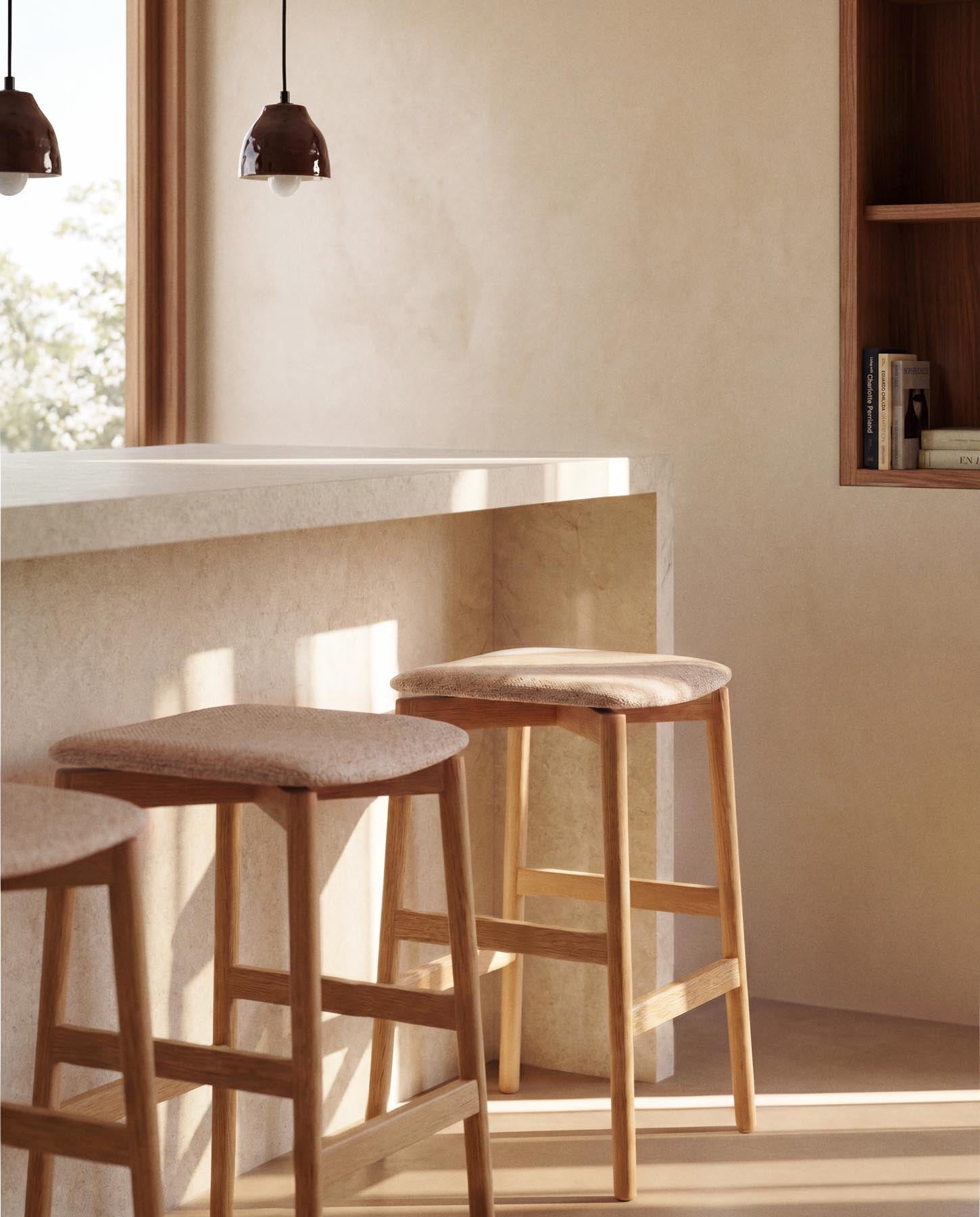 Hocker Evera aus Eichenfurnier mit naturfarbenem Finish und beiger Chenille, 65 cm in Beige präsentiert im Onlineshop von KAQTU Design AG. Barhocker ist von Kave Home