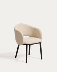 Chaise Maina en chenille épaisse beige avec pieds en bois de frêne massif aspect ébène, FSC Mix Credit