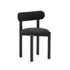 Sedia Nebai con struttura in ciniglia nera e massello di rovere con finiture nere