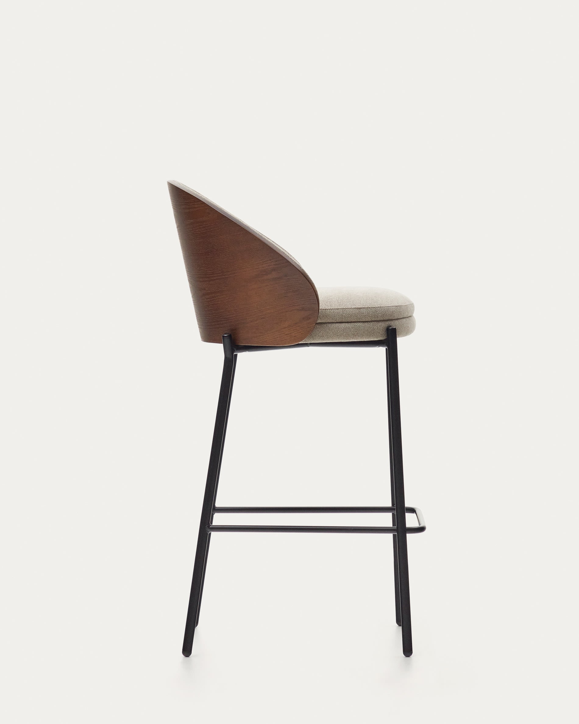Eamy Hocker: Luxuriöse Chenille, Wenge-Finish, 65 cm, Kave Home.