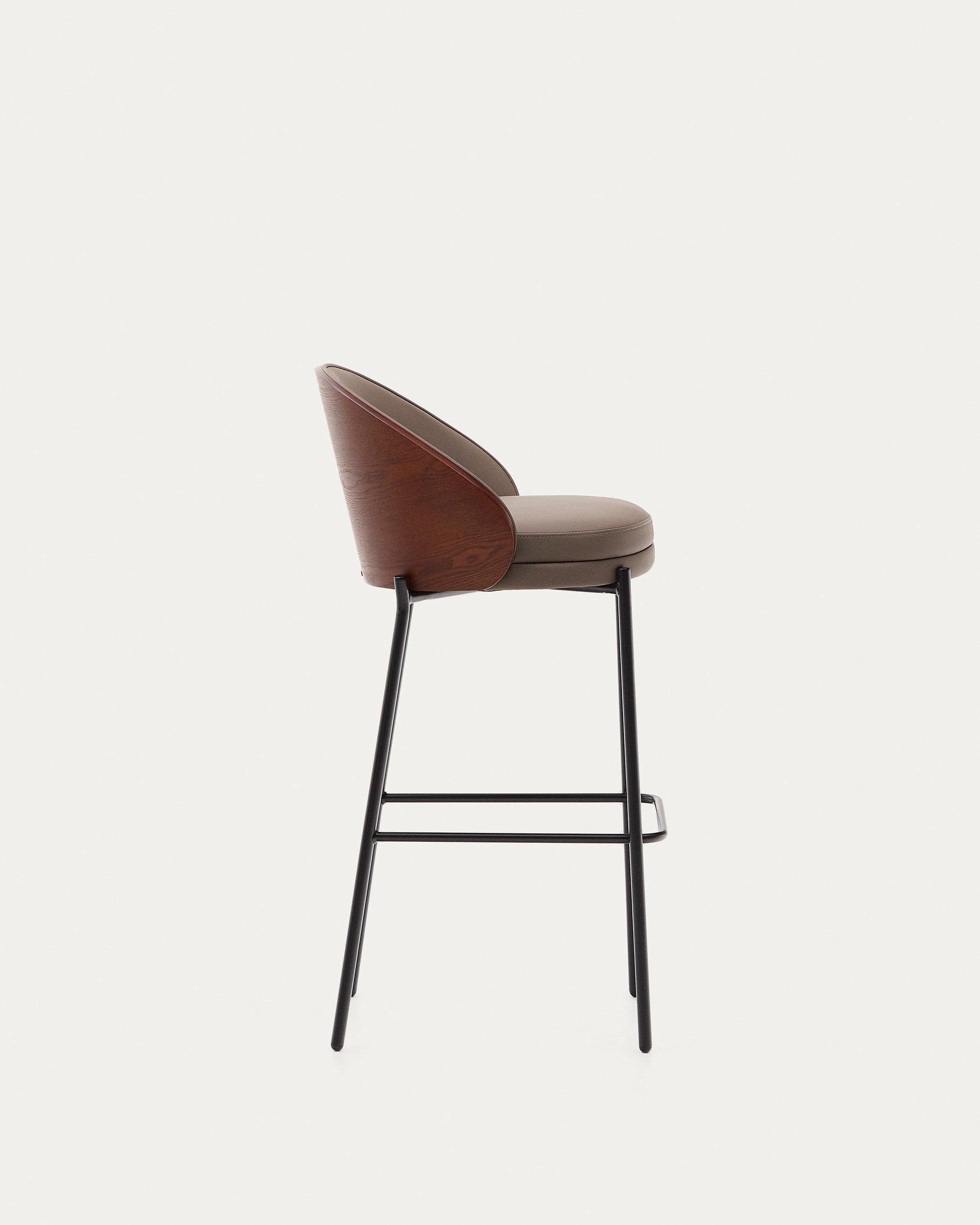 Eleganter Eamy Hocker mit braunem Kunstleder, Nussbaum-Eschenfurnier und braunem Metall, 77 cm hoch, ideal für stilvolle Einrichtungen.