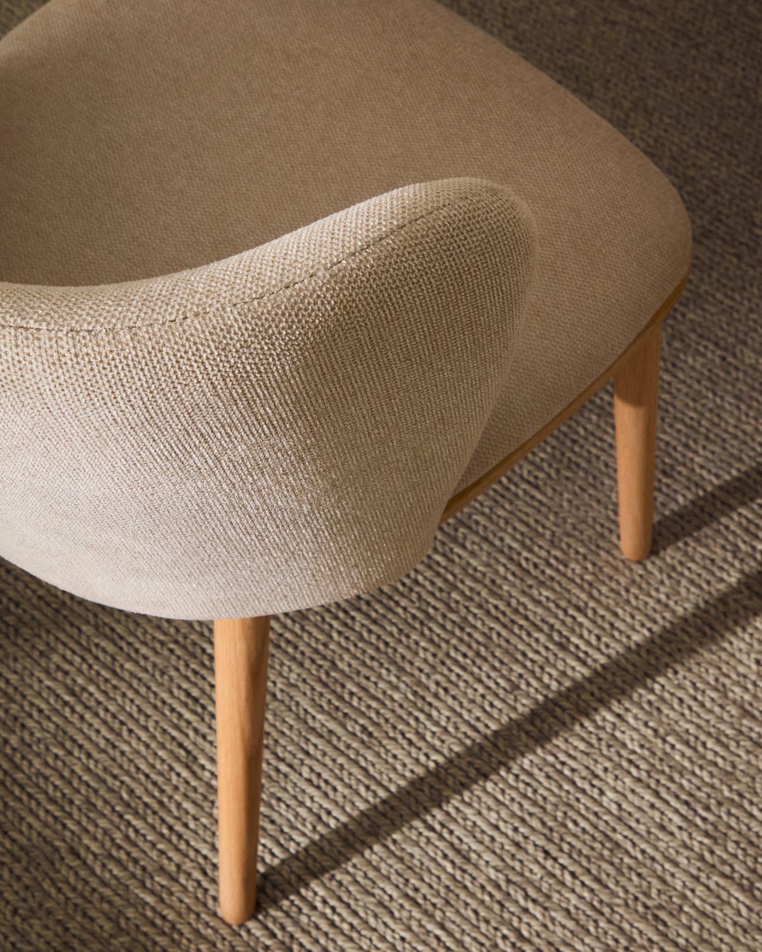 Chair Ciselia beige chenille and solid ash with natural finish FSC Mix Credit