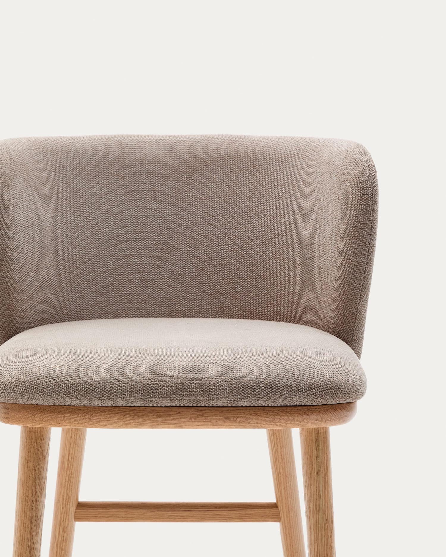 Hocker Ciselia, 65 cm, mit brauner Chenille und FSC-zertifiziertem Eschenholz, natürliches Finish, stilvoll und nachhaltig.