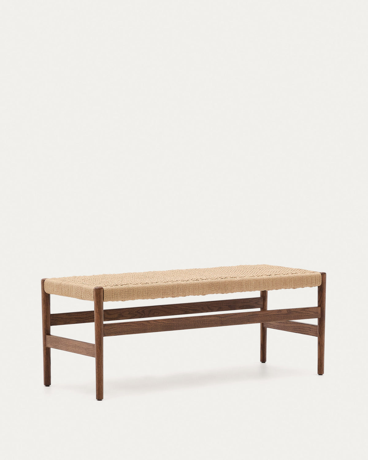 Zaide Bank aus massivem Eichenholz mit Nussbaum-Finish und Sitzfläche aus Seil, 120 cm, FSC Mix Credit in Natur präsentiert im Onlineshop von KAQTU Design AG. Sitzbank ist von Kave Home