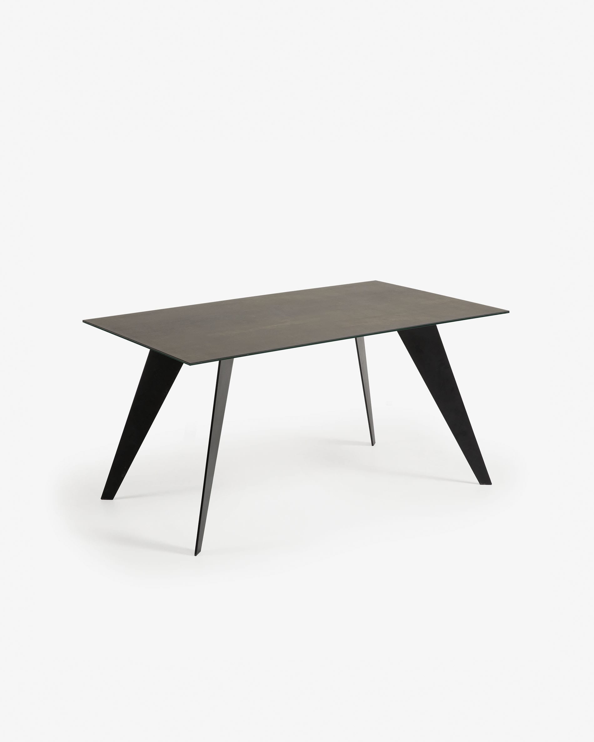 Koda Tisch 160x90 cm: Feinsteinzeug mit Iron Moss Finish, schwarze Stahlbeine, robust, stilvoll, ideal für Familienessen.