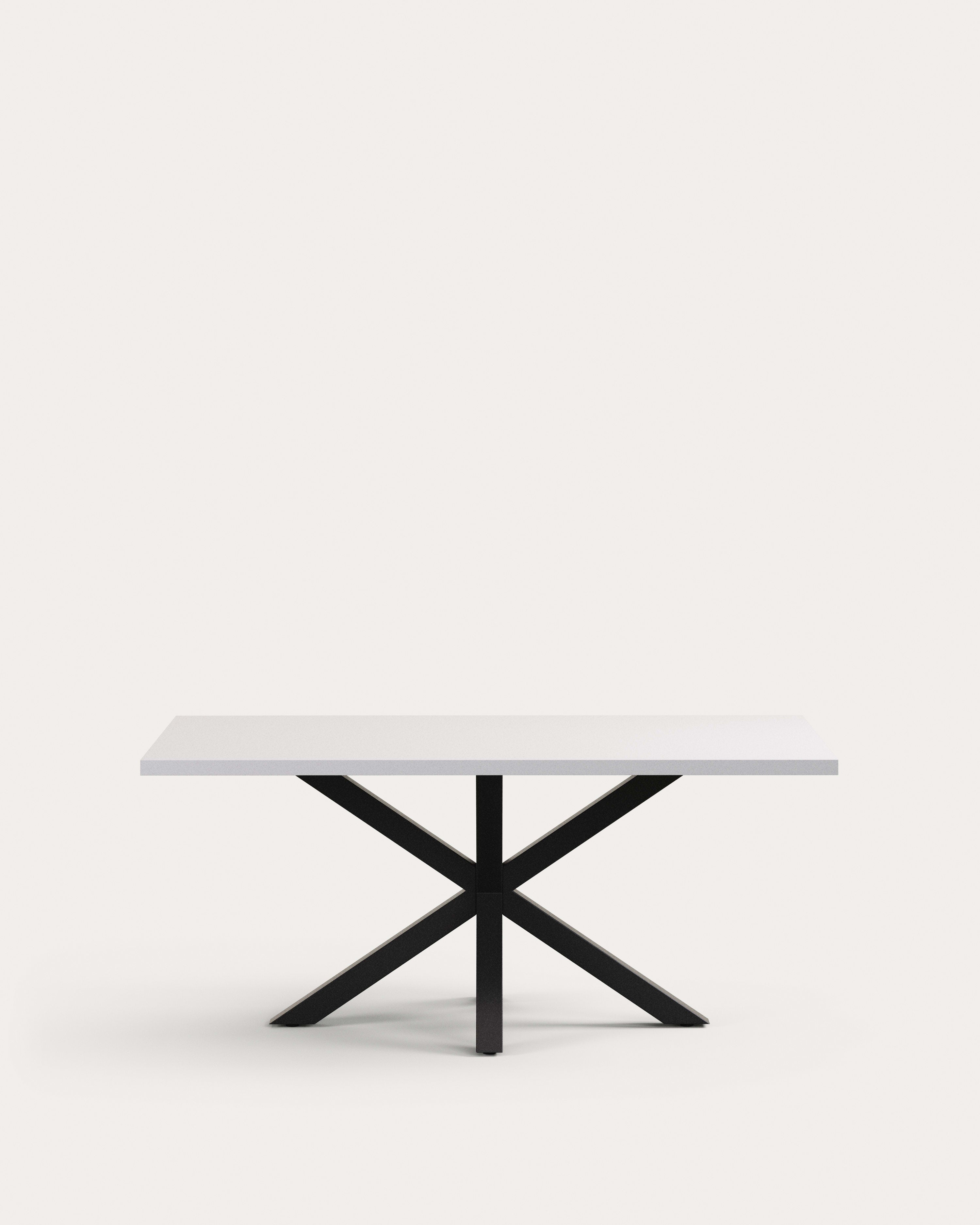 Moderner Tisch Argo: Weisse Melaminplatte, schwarze Stahlbeine, 180x100 cm. Elegant, robust, ideal für gesellige Runden.