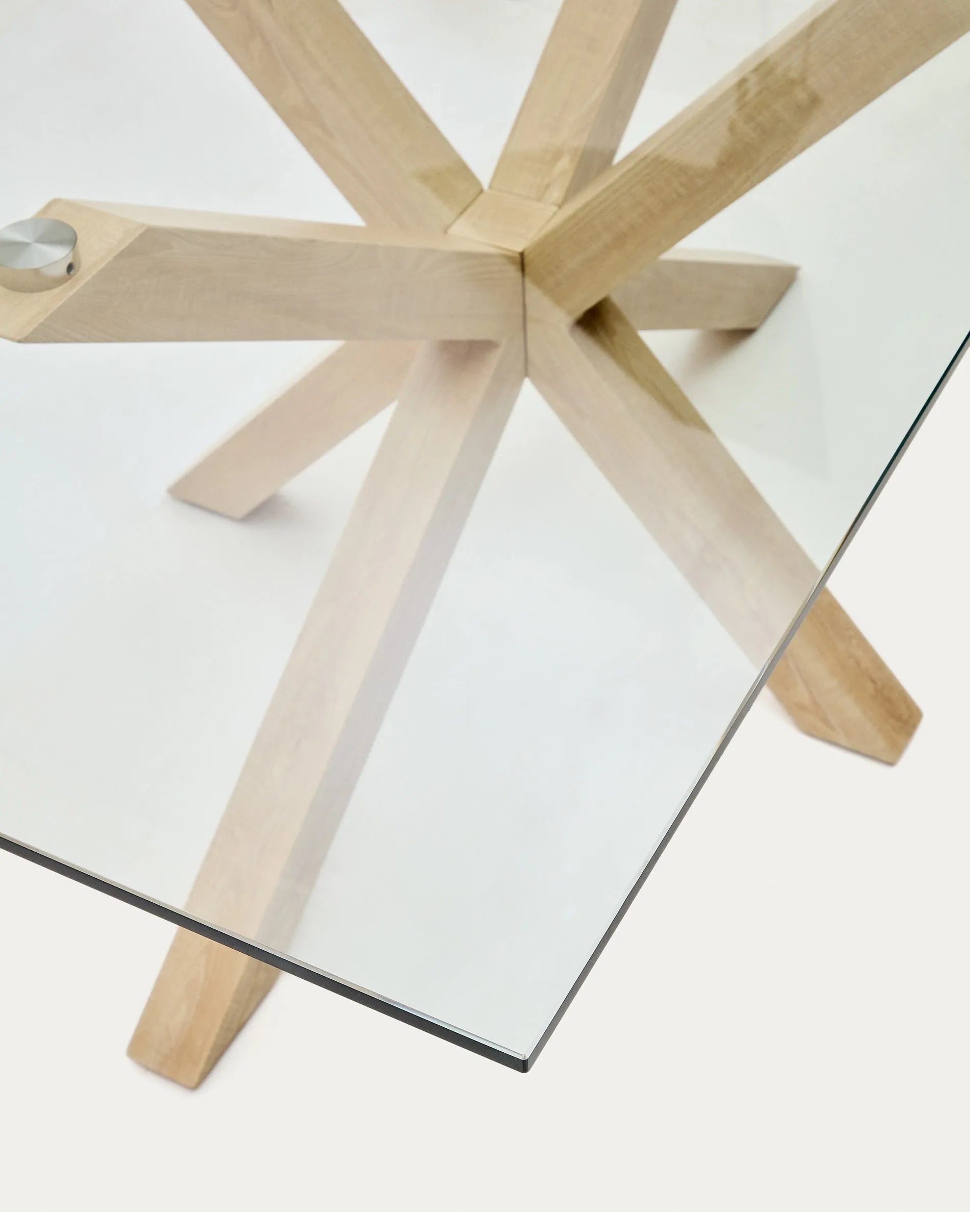 Moderner Tisch mit Glasplatte und Stahlbeinen in Holzoptik, 180x100 cm, ideal für stilvolle Esszimmer.