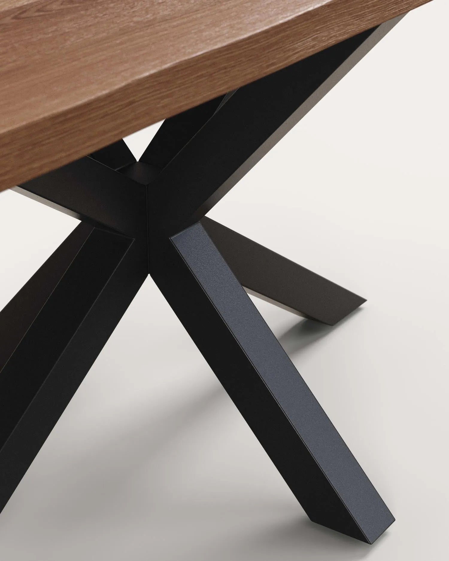 Tisch Argo aus antikem Eichenfurnier und Beinen aus Stahl in Holzoptik, 160 x 90 cm in  präsentiert im Onlineshop von KAQTU Design AG. Esstisch ist von Kave Home